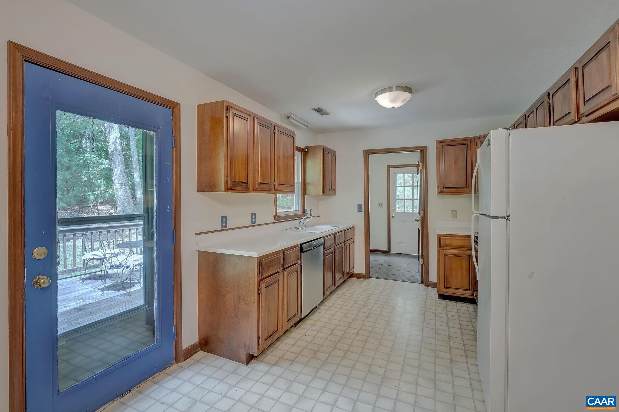 4428 BLENHEIM RD