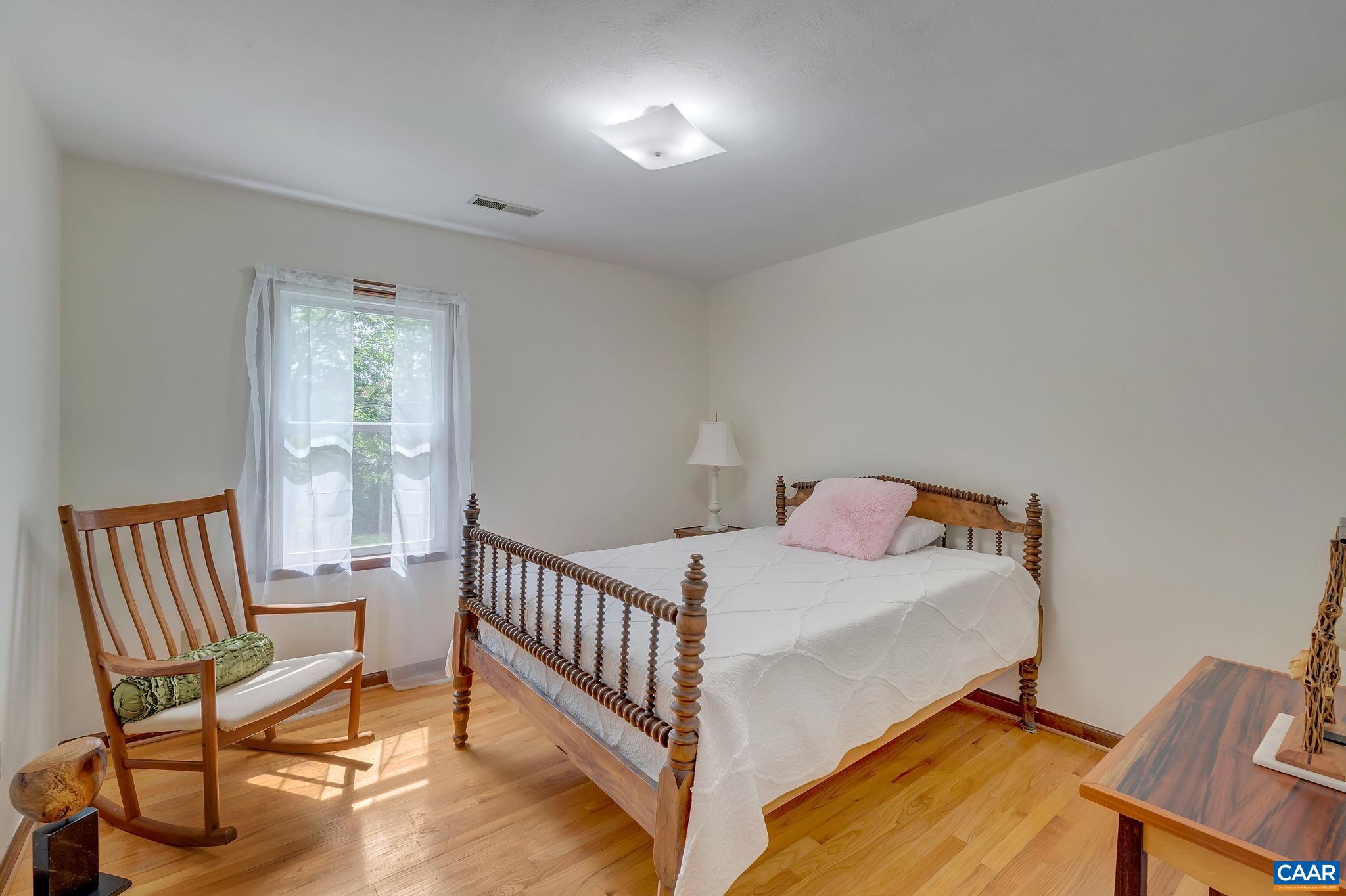 4428 BLENHEIM RD