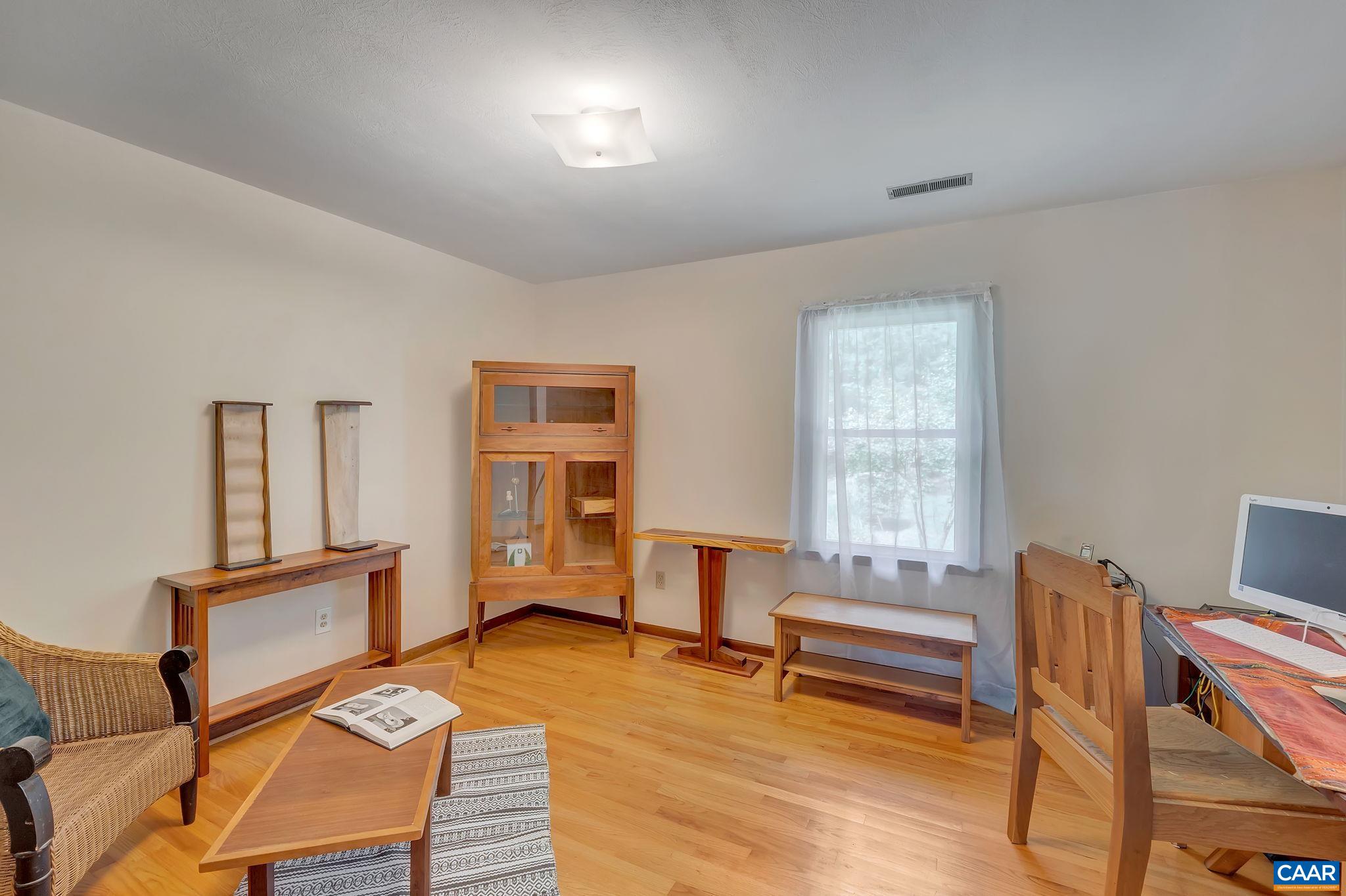 4428 BLENHEIM RD