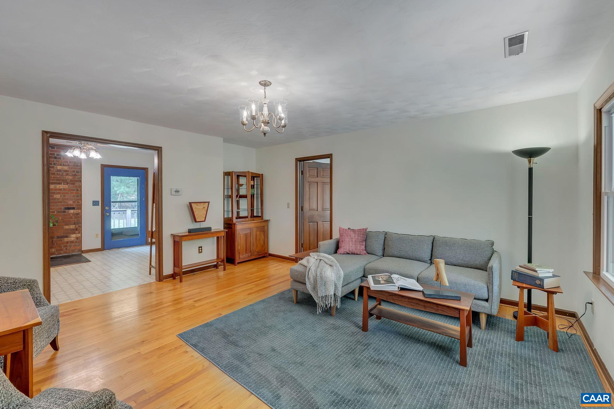 4428 BLENHEIM RD