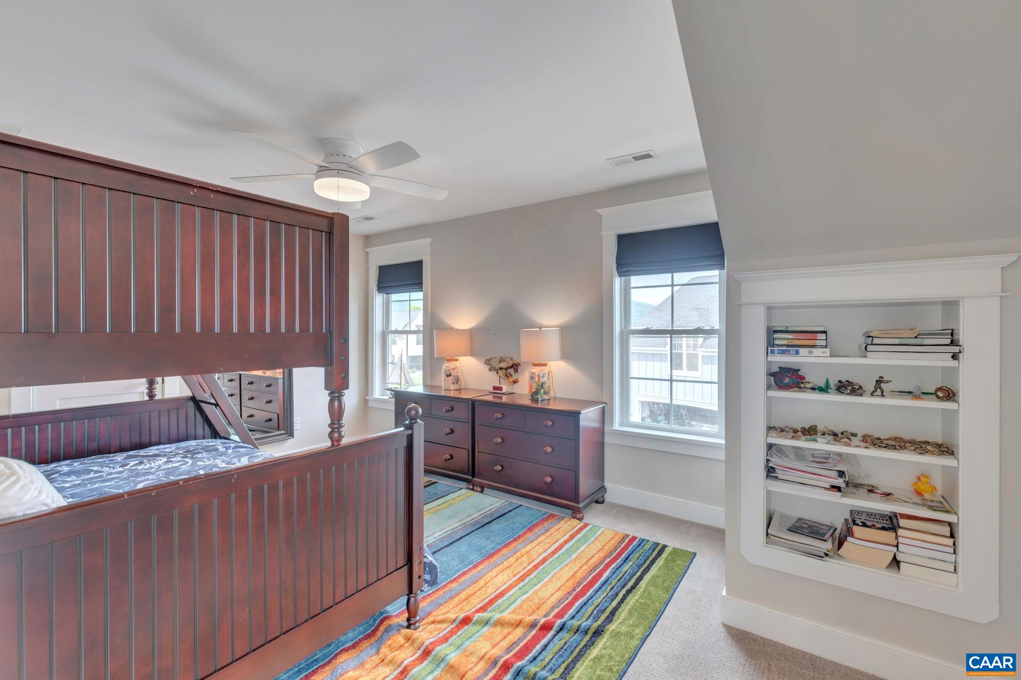 772 GOLF VIEW DR
