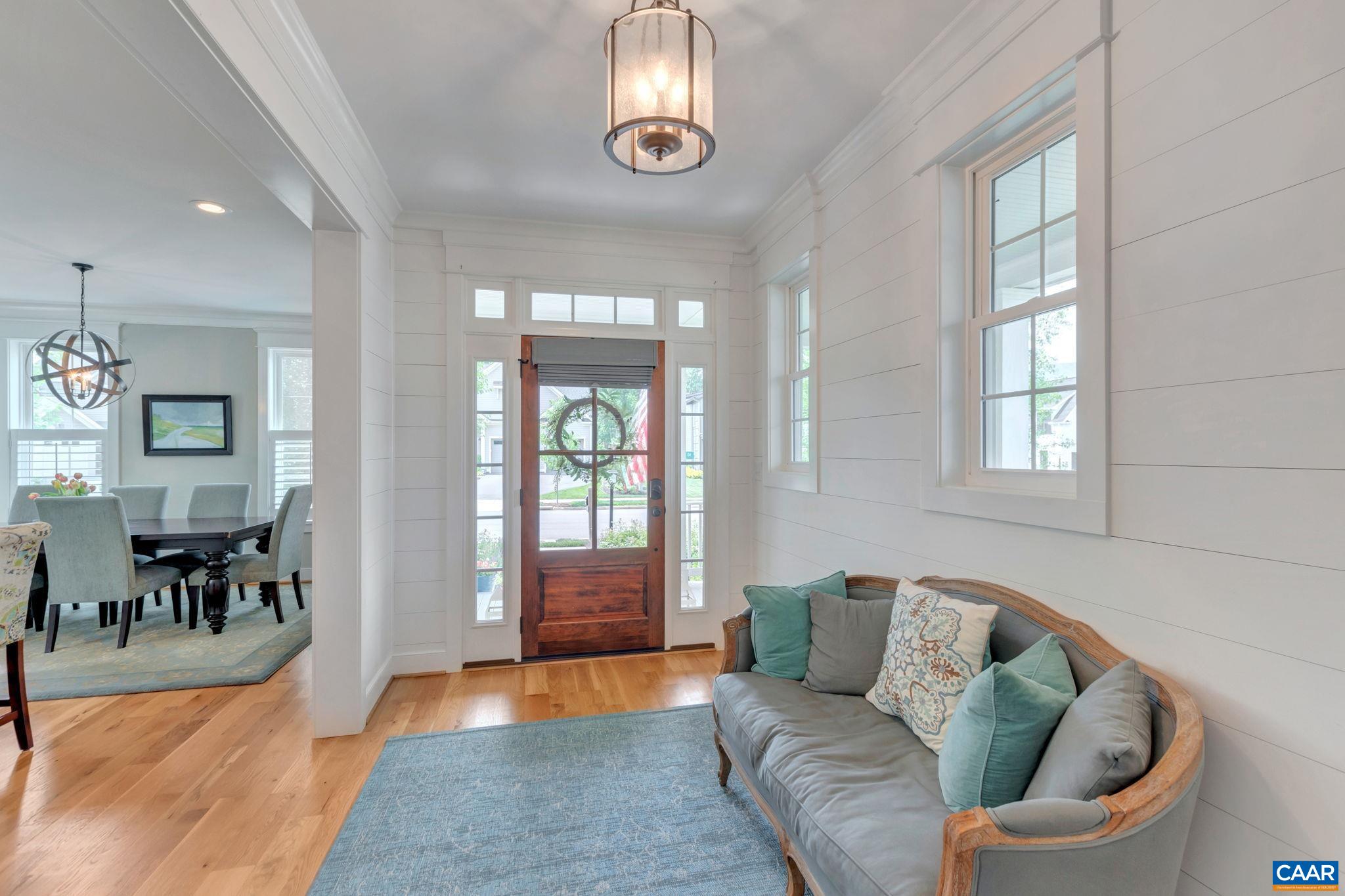 772 GOLF VIEW DR