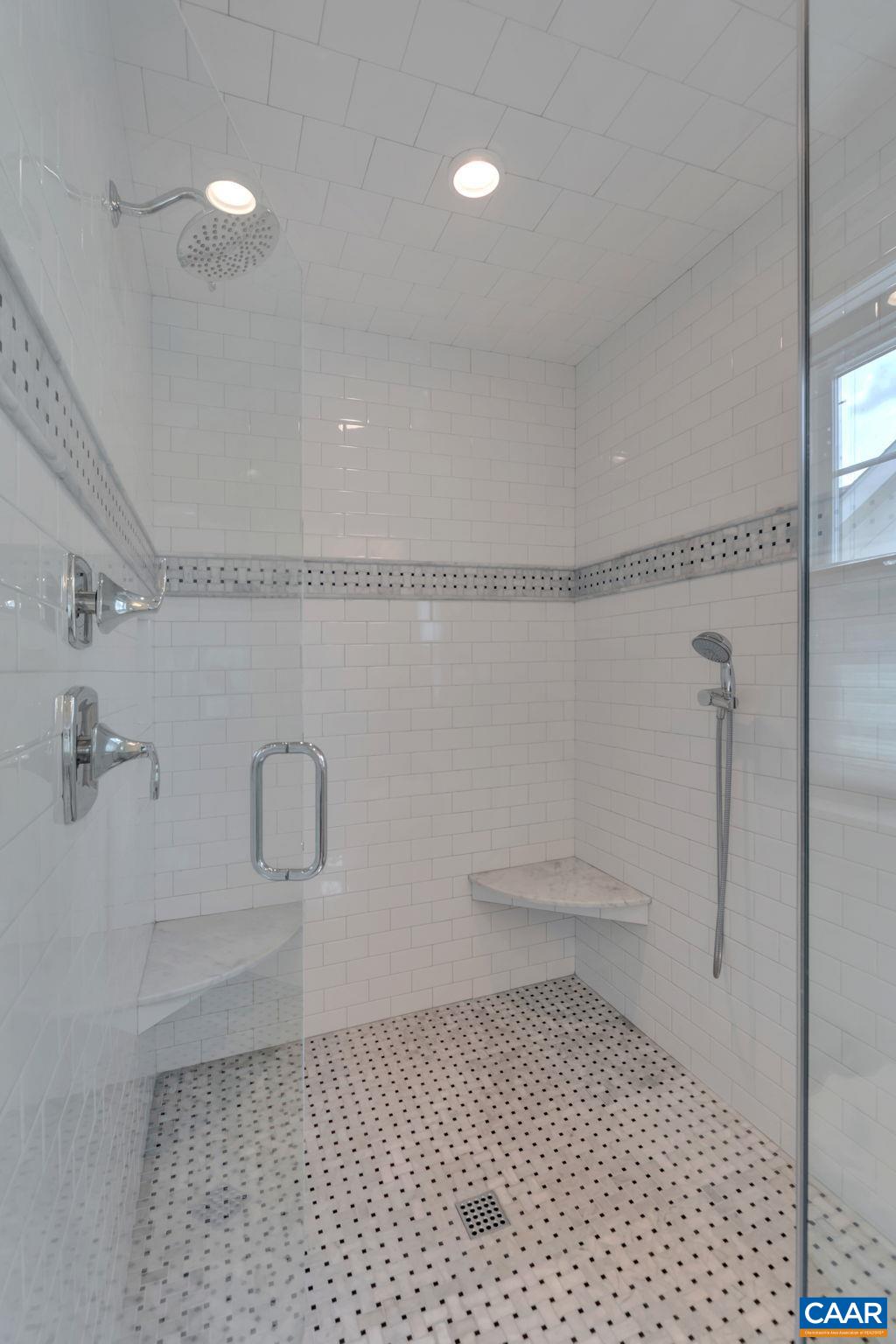 772 GOLF VIEW DR