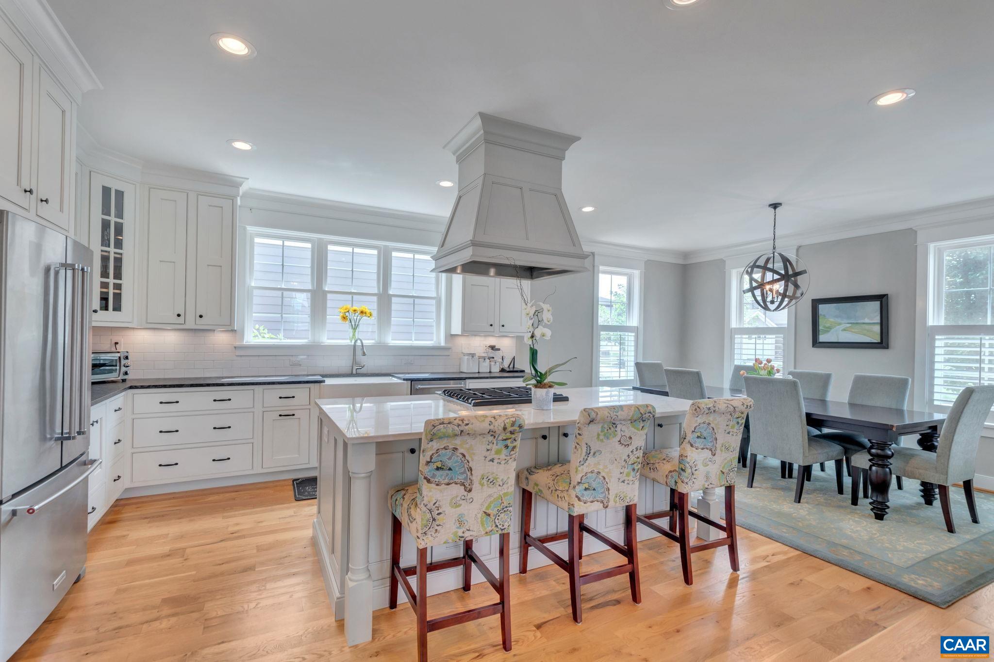 772 GOLF VIEW DR