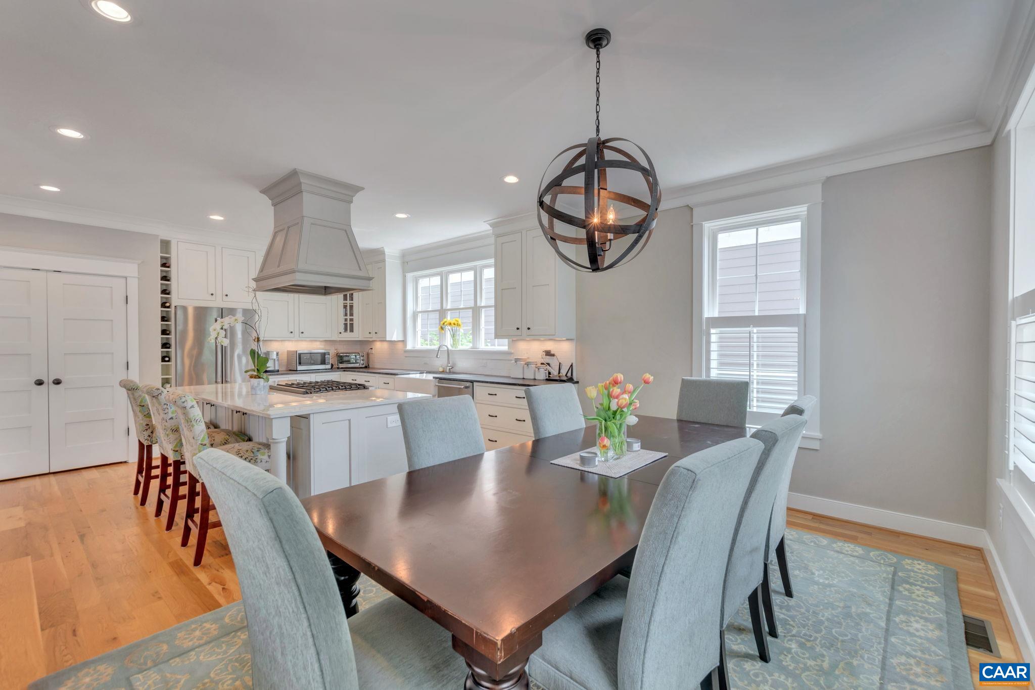 772 GOLF VIEW DR