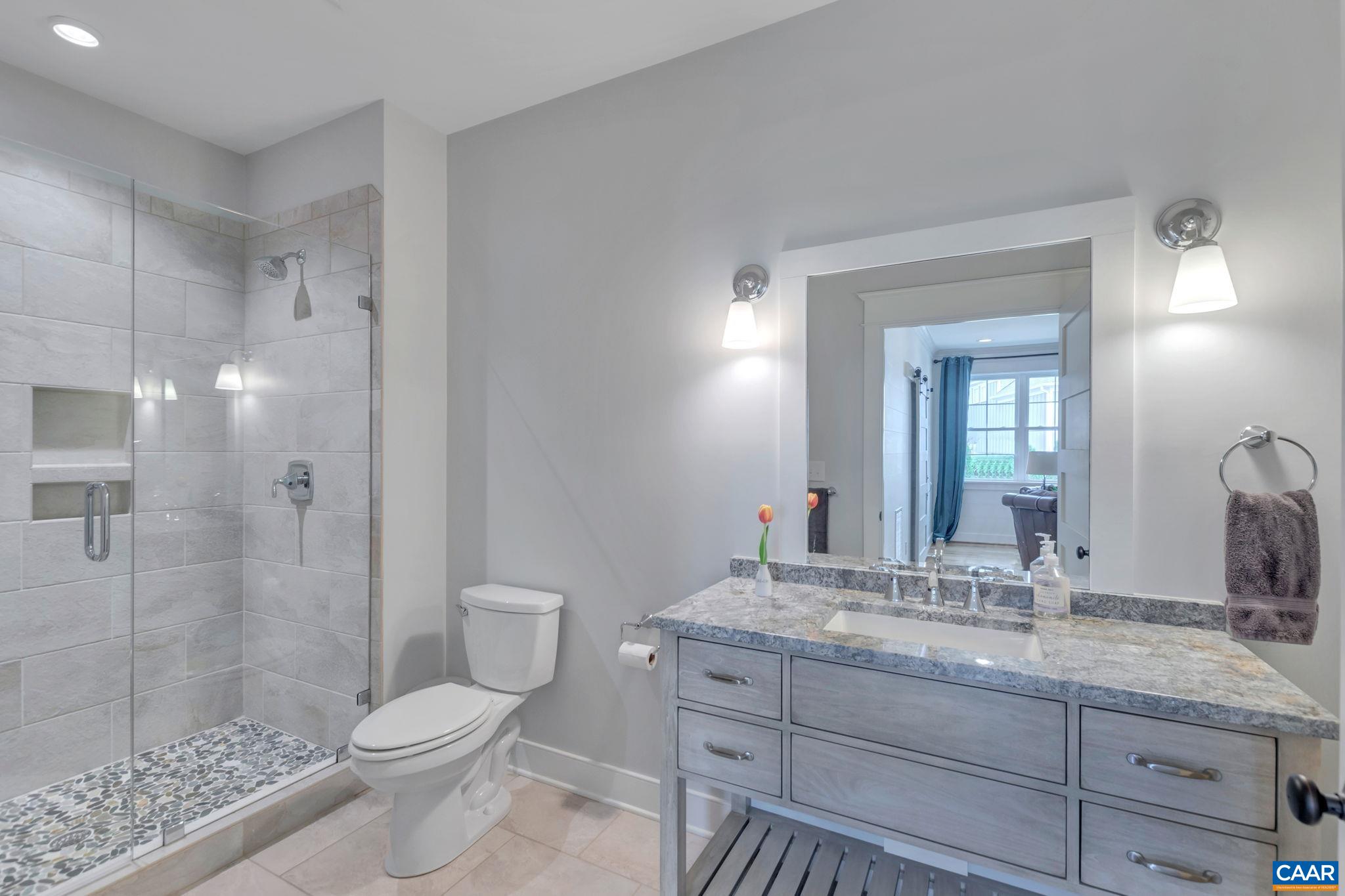 772 GOLF VIEW DR