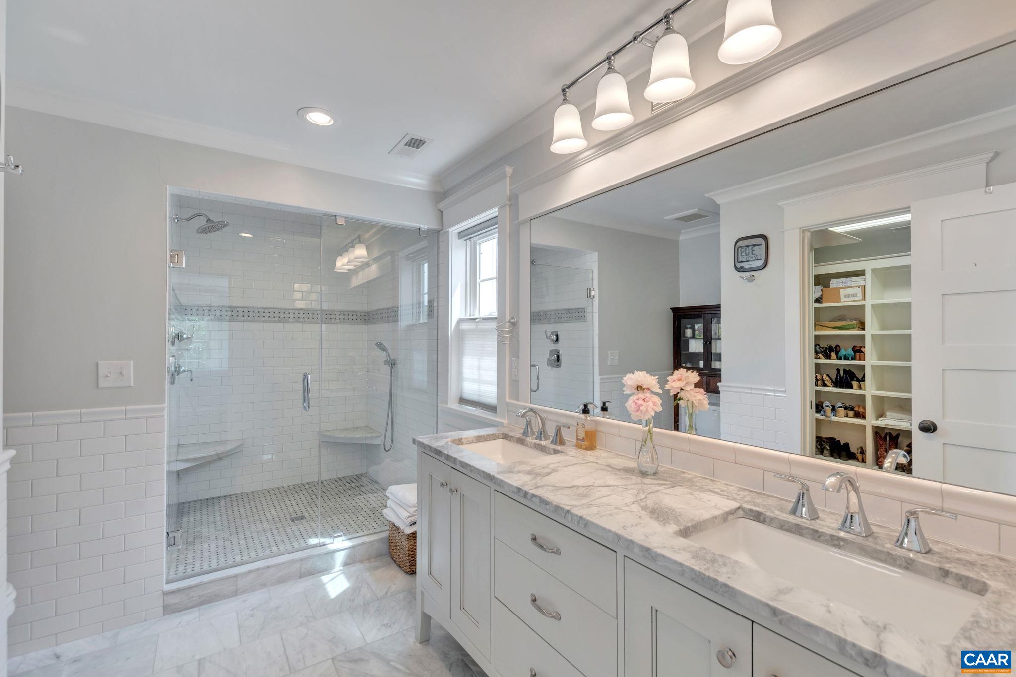 772 GOLF VIEW DR