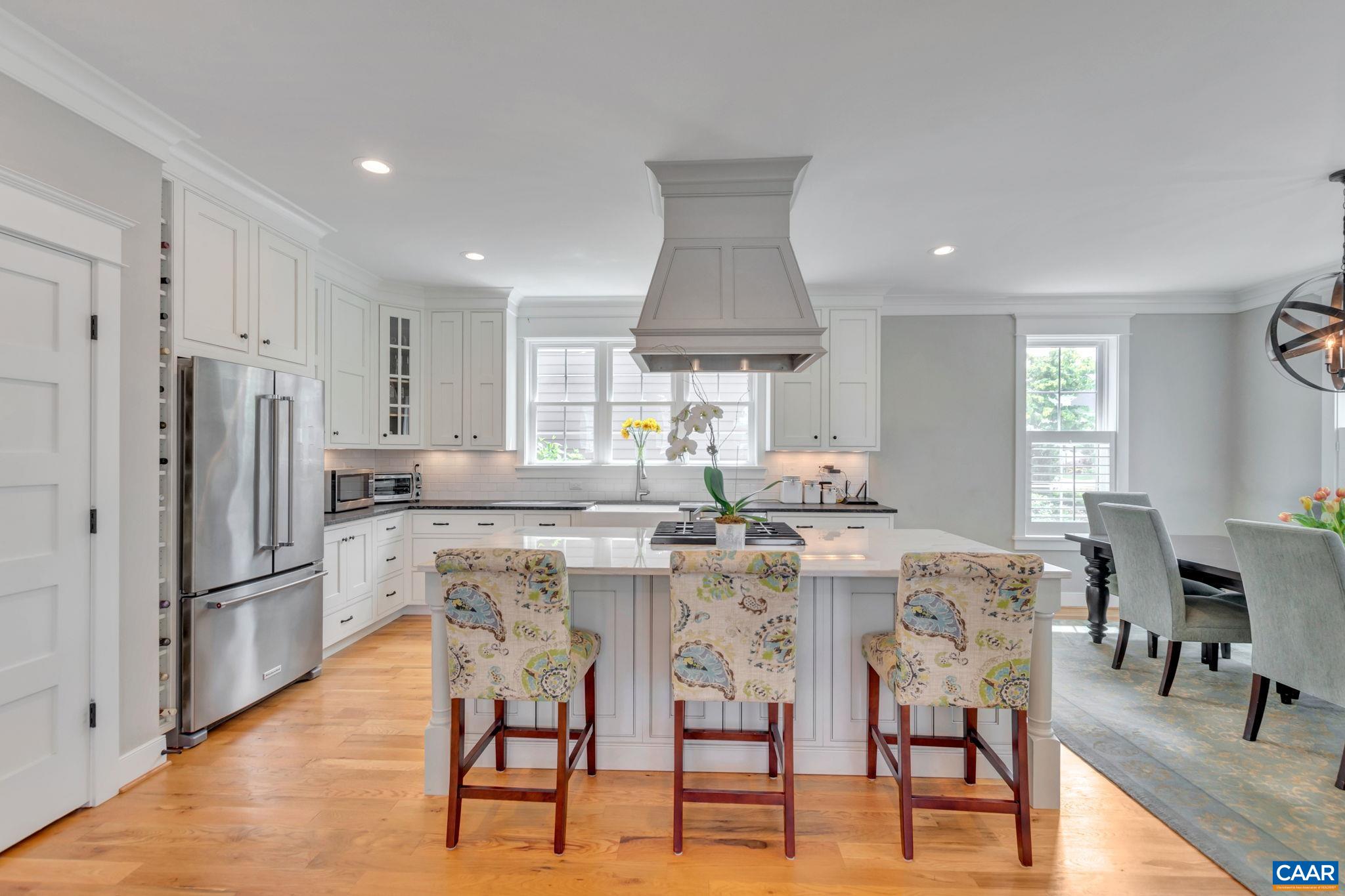 772 GOLF VIEW DR