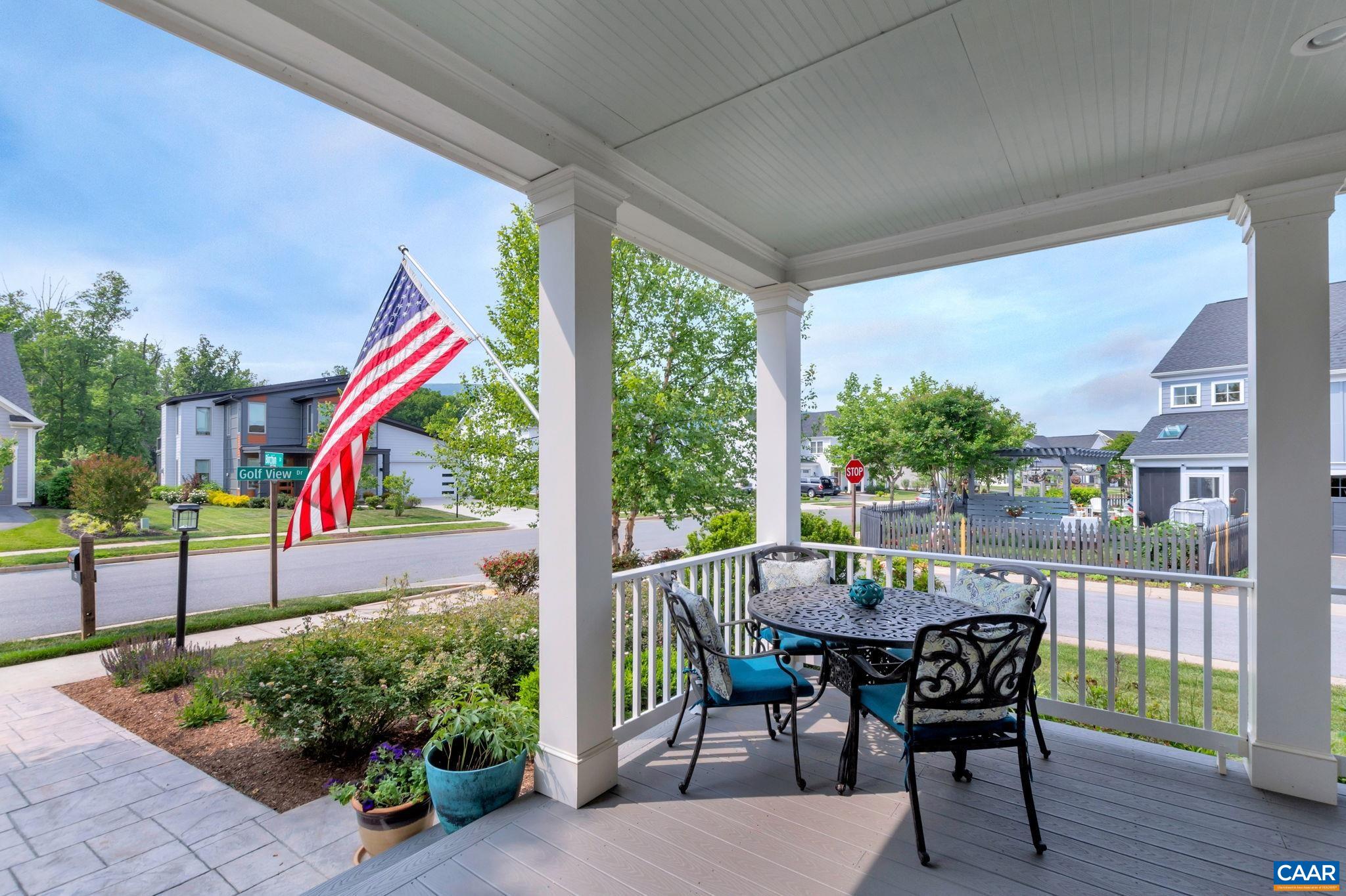 772 GOLF VIEW DR