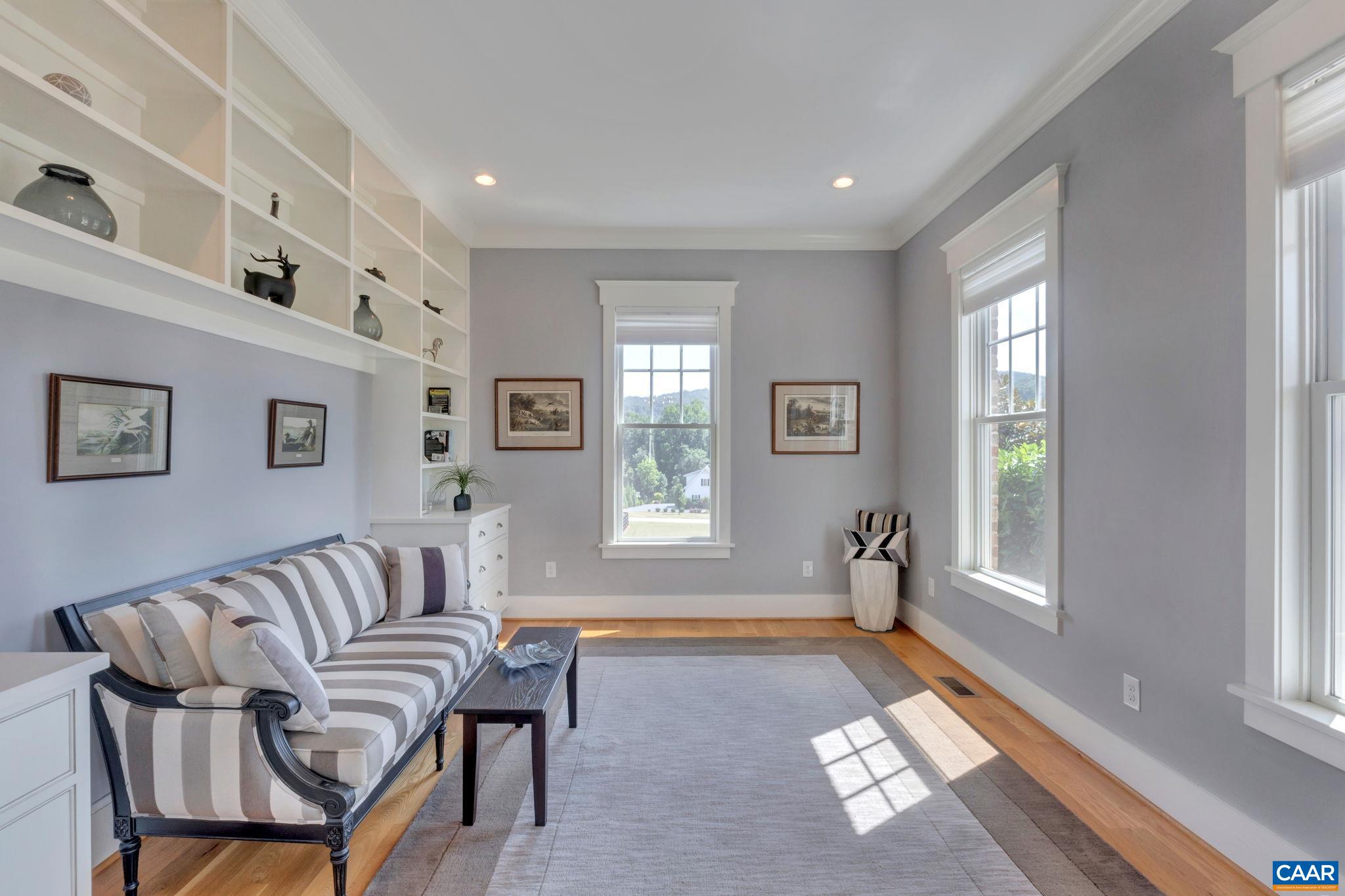313 RAGGED MOUNTAIN DR