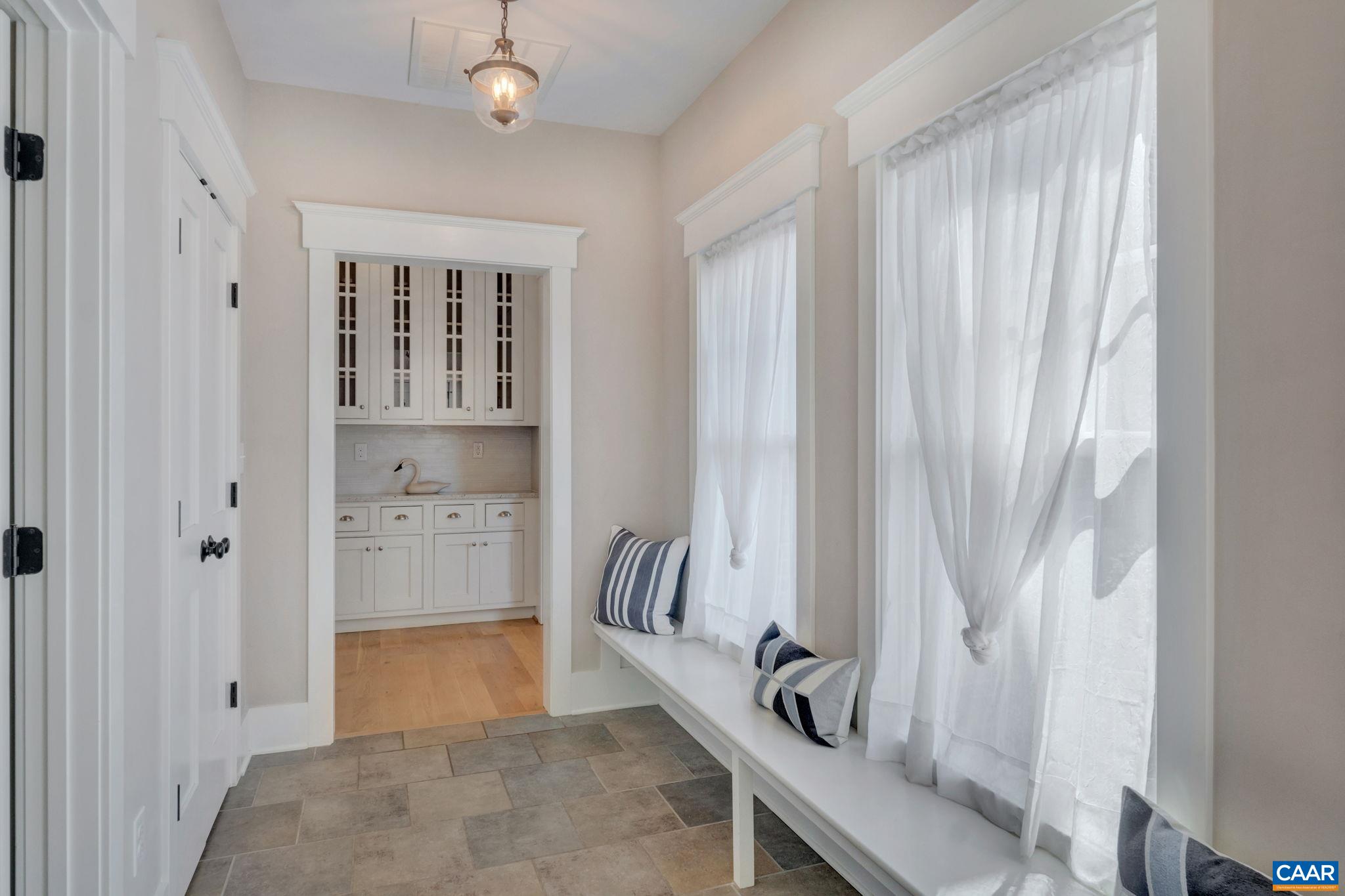 313 RAGGED MOUNTAIN DR
