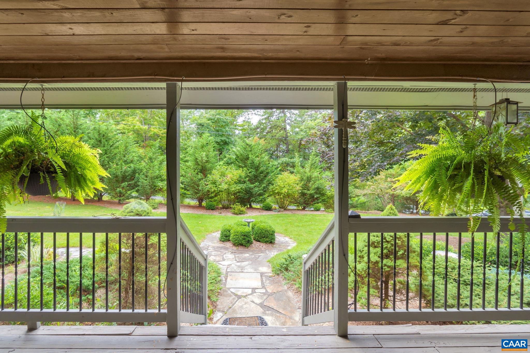 221 OLD STONY RIDGE RD