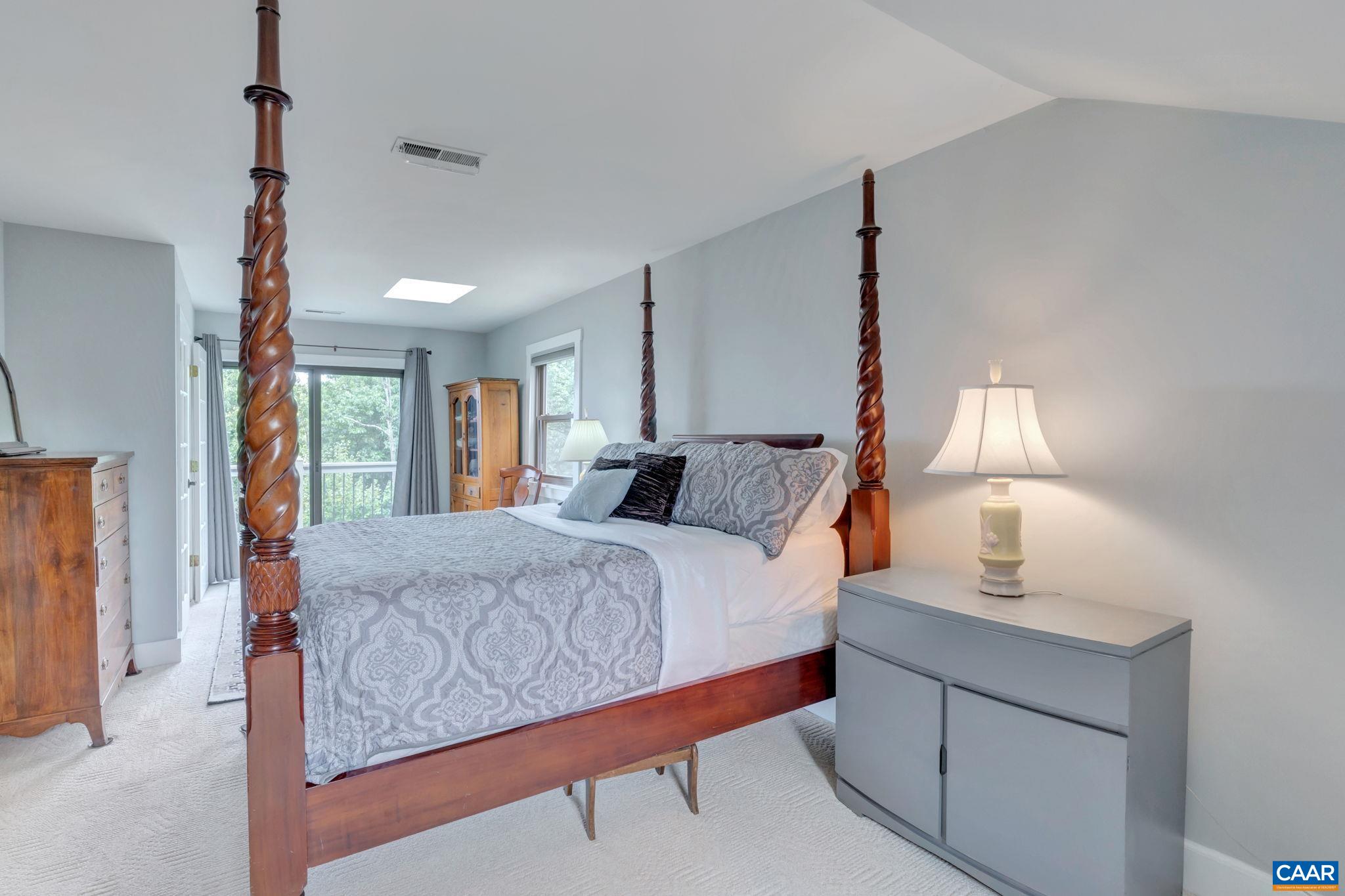 221 OLD STONY RIDGE RD