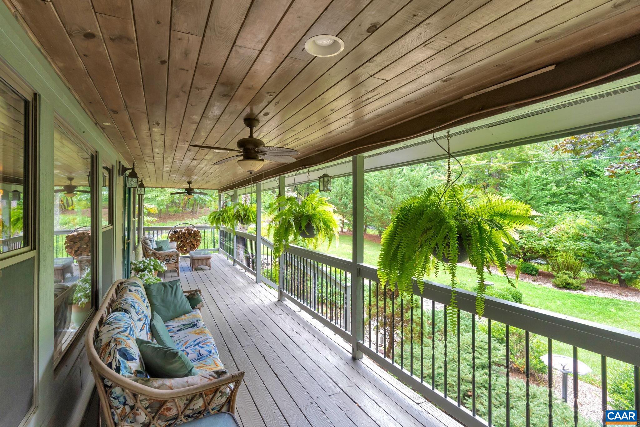221 OLD STONY RIDGE RD