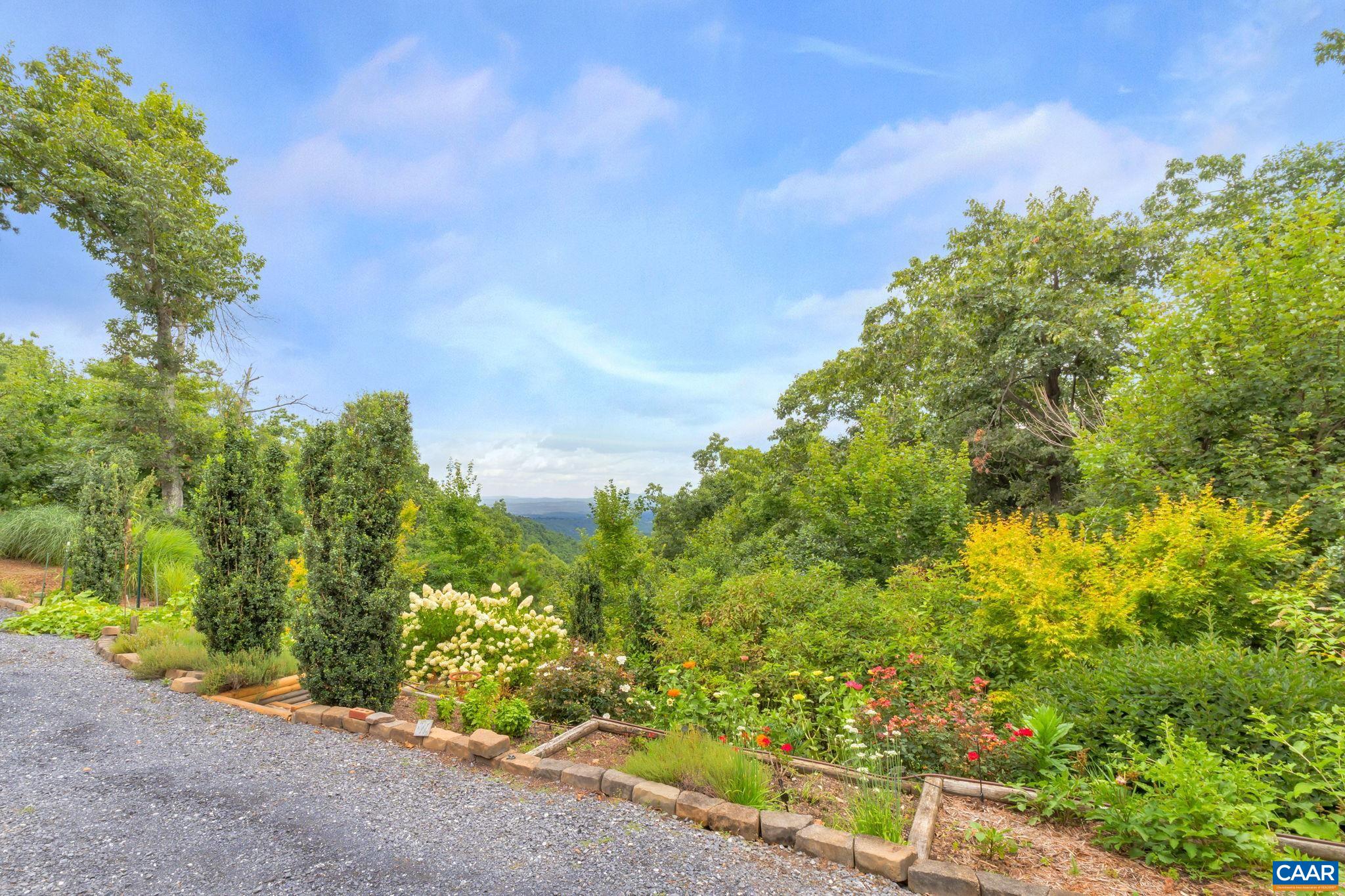 221 OLD STONY RIDGE RD