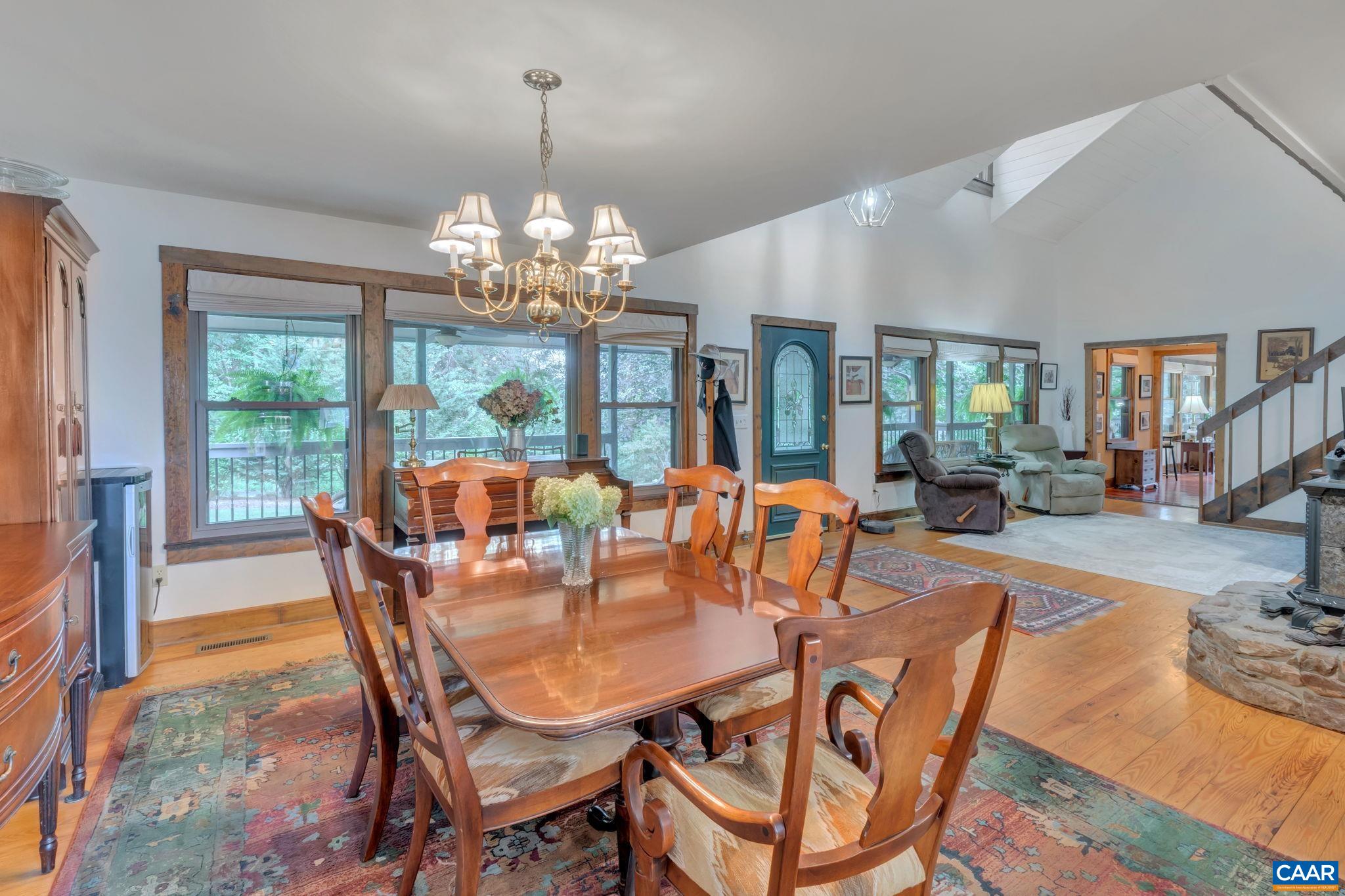 221 OLD STONY RIDGE RD
