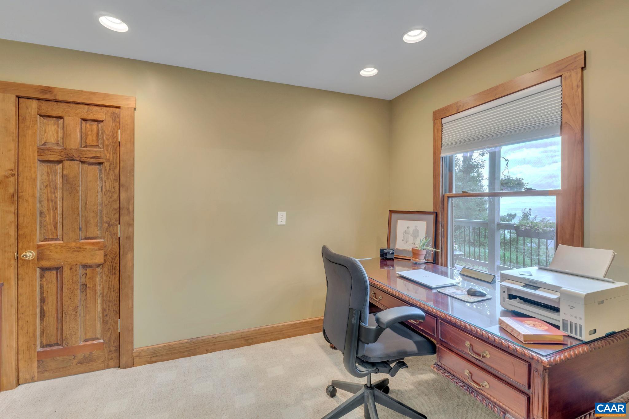 221 OLD STONY RIDGE RD