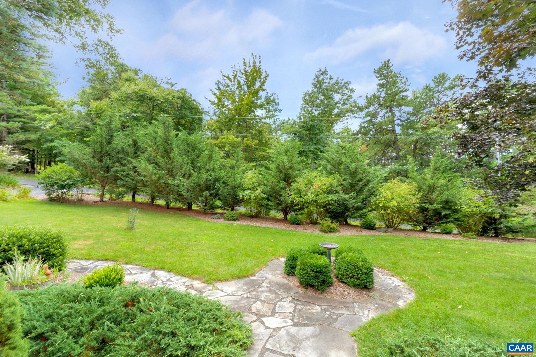 221 OLD STONY RIDGE RD