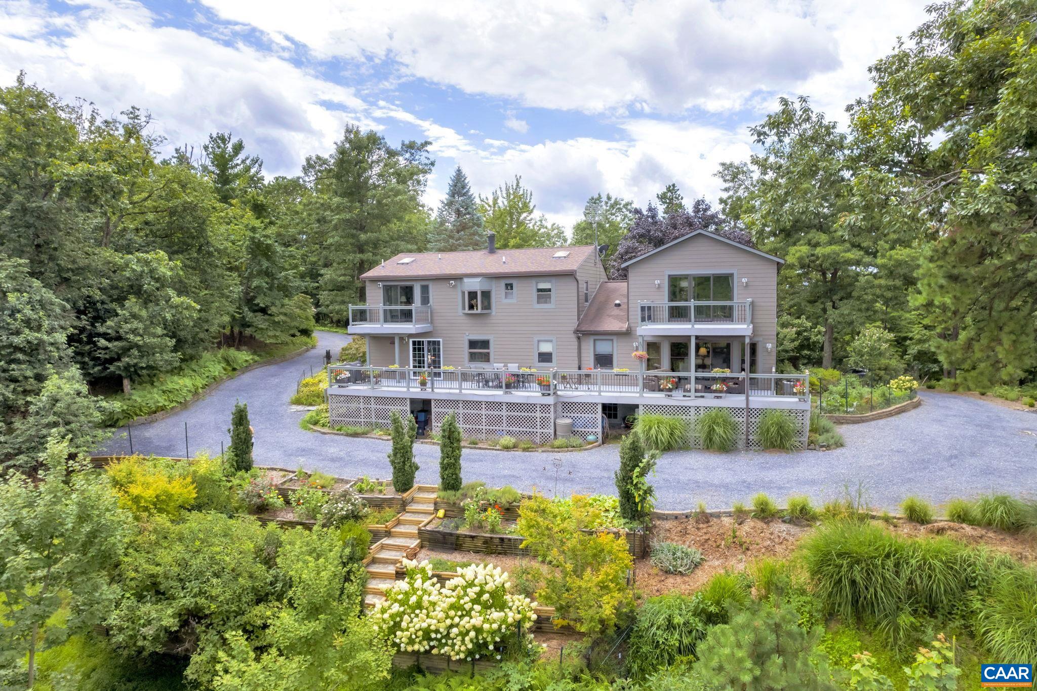 221 OLD STONY RIDGE RD