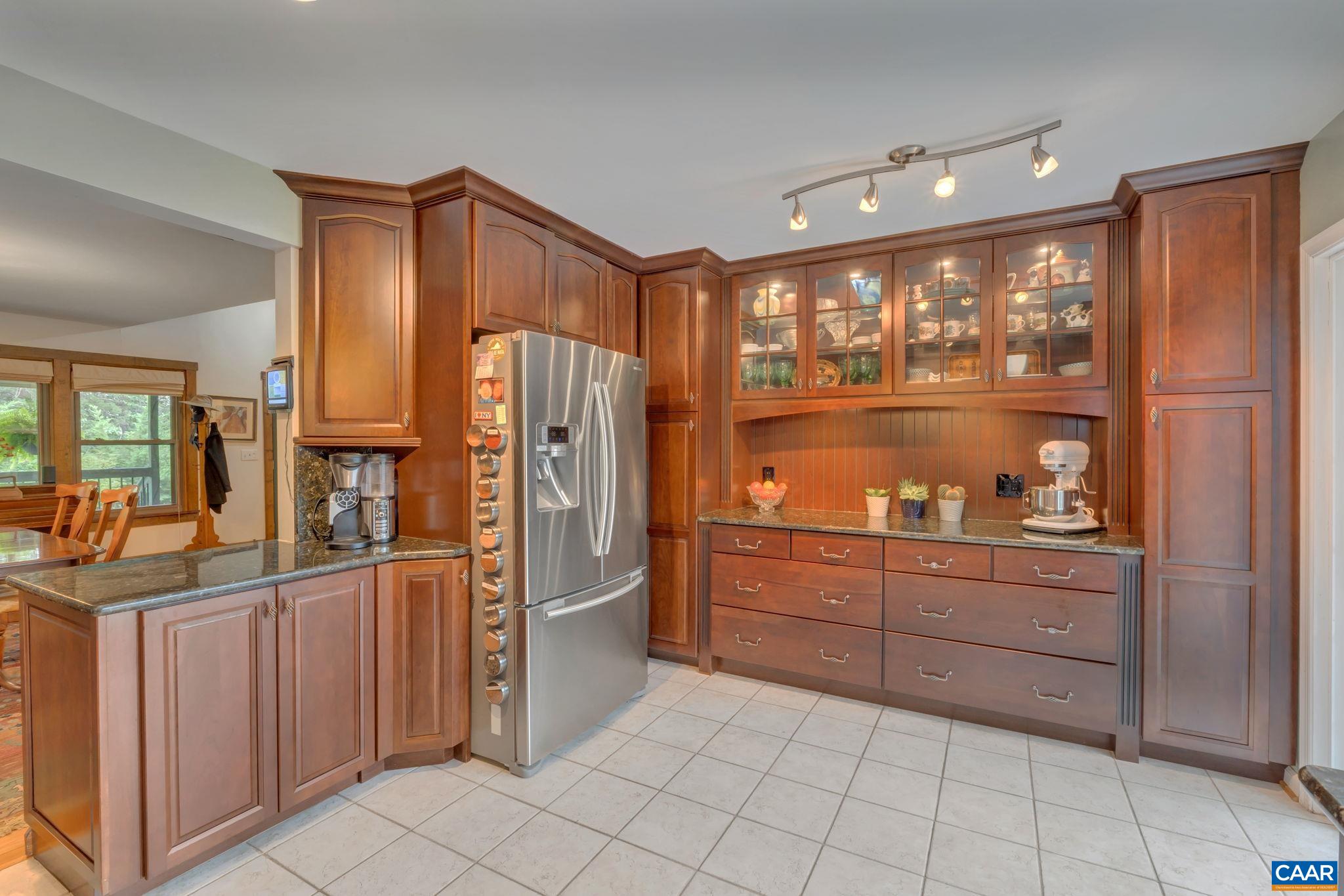221 OLD STONY RIDGE RD