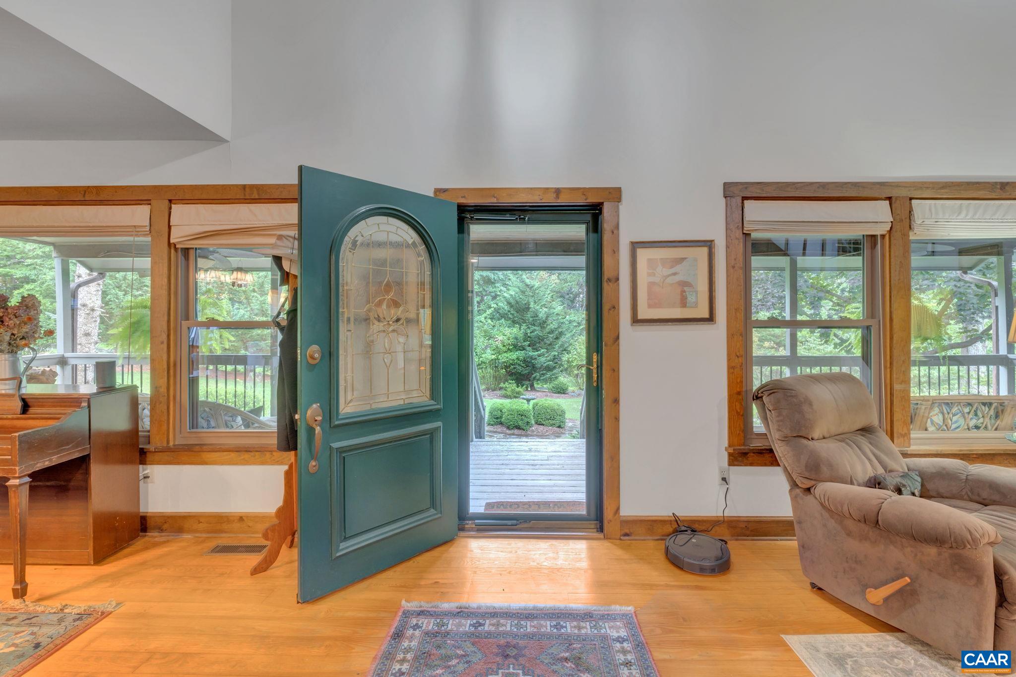 221 OLD STONY RIDGE RD
