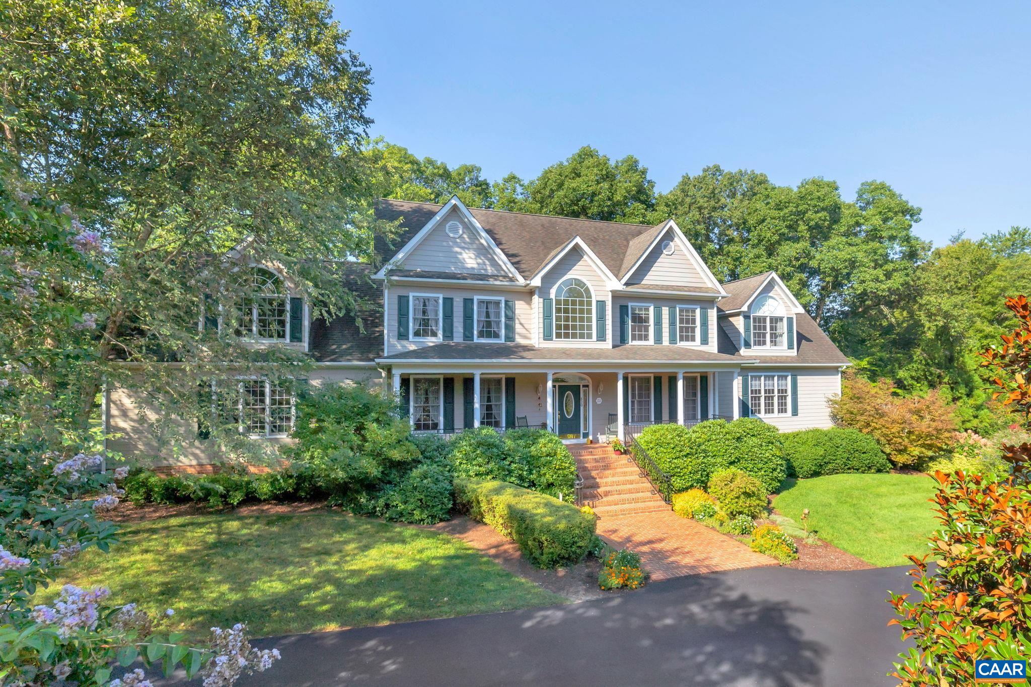 820 BLACK CAT RD