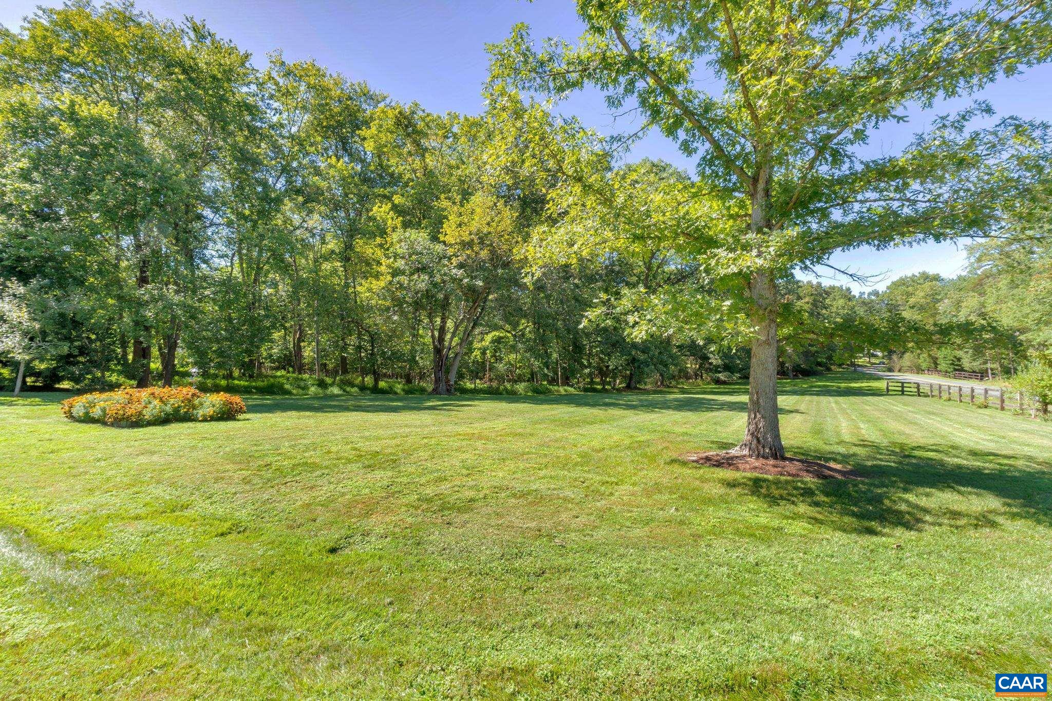 820 BLACK CAT RD