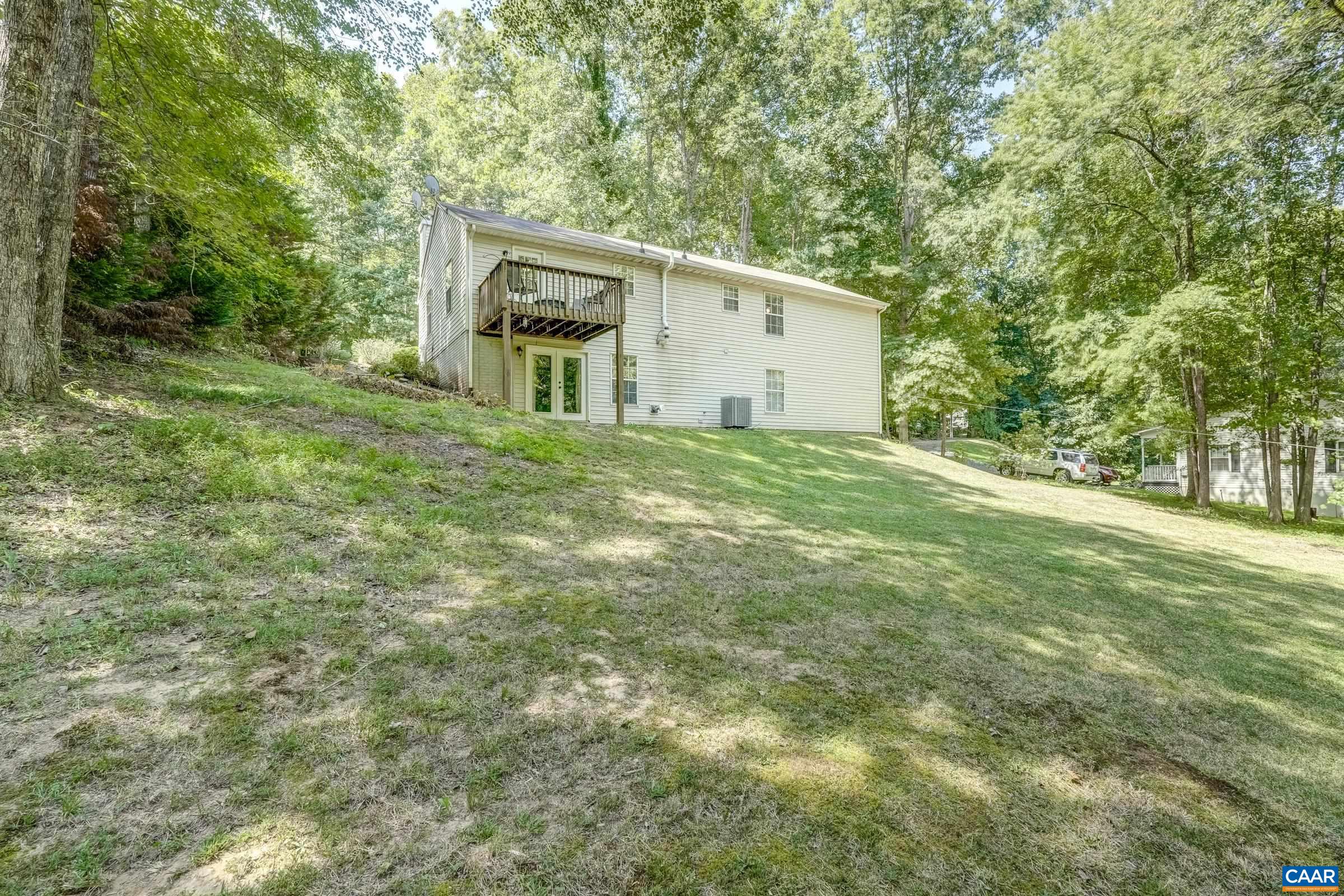 117 LARKSPUR RD