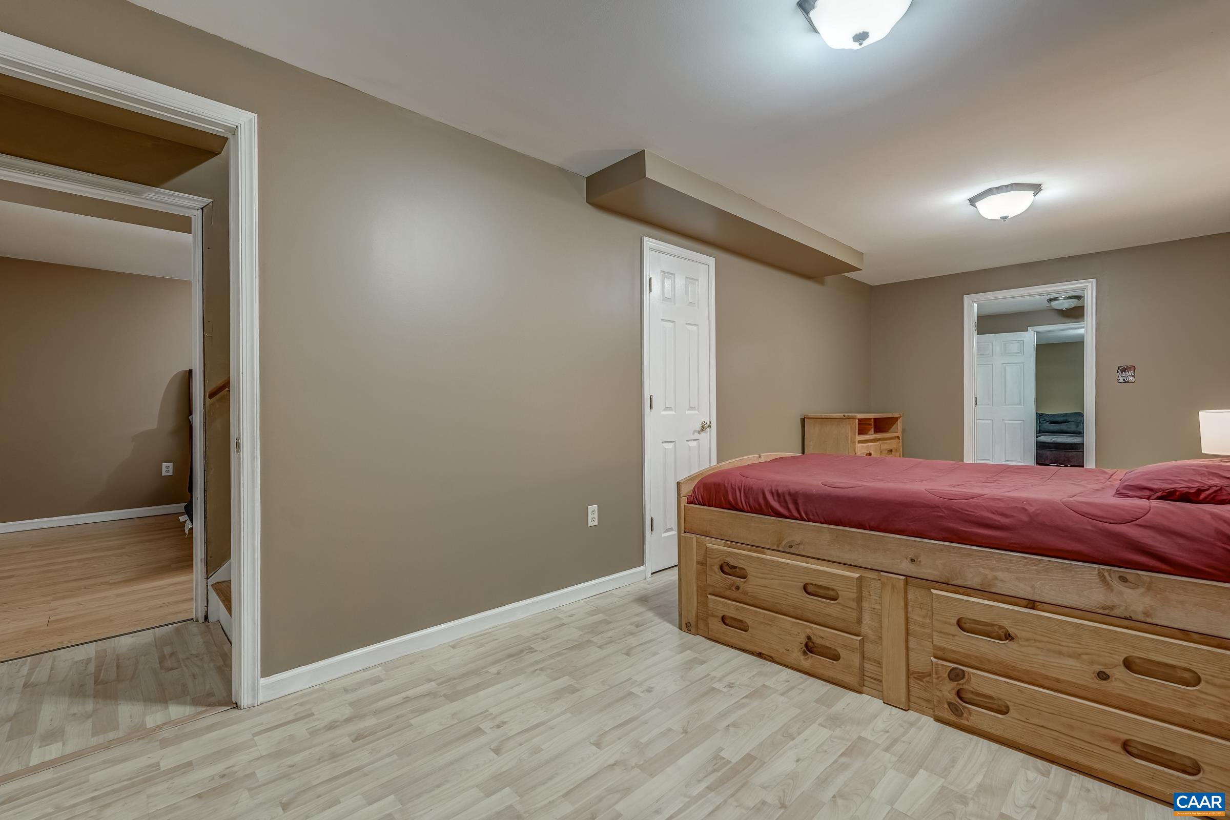 117 LARKSPUR RD