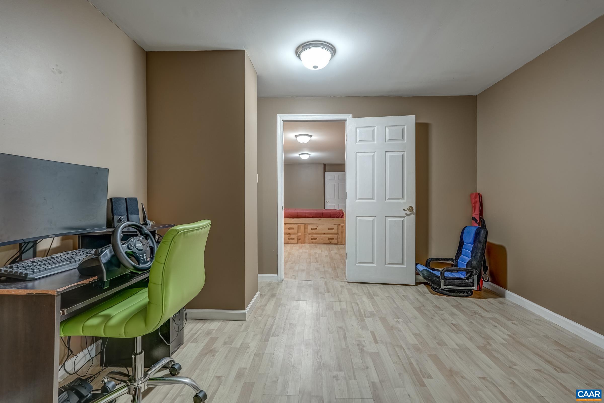 117 LARKSPUR RD