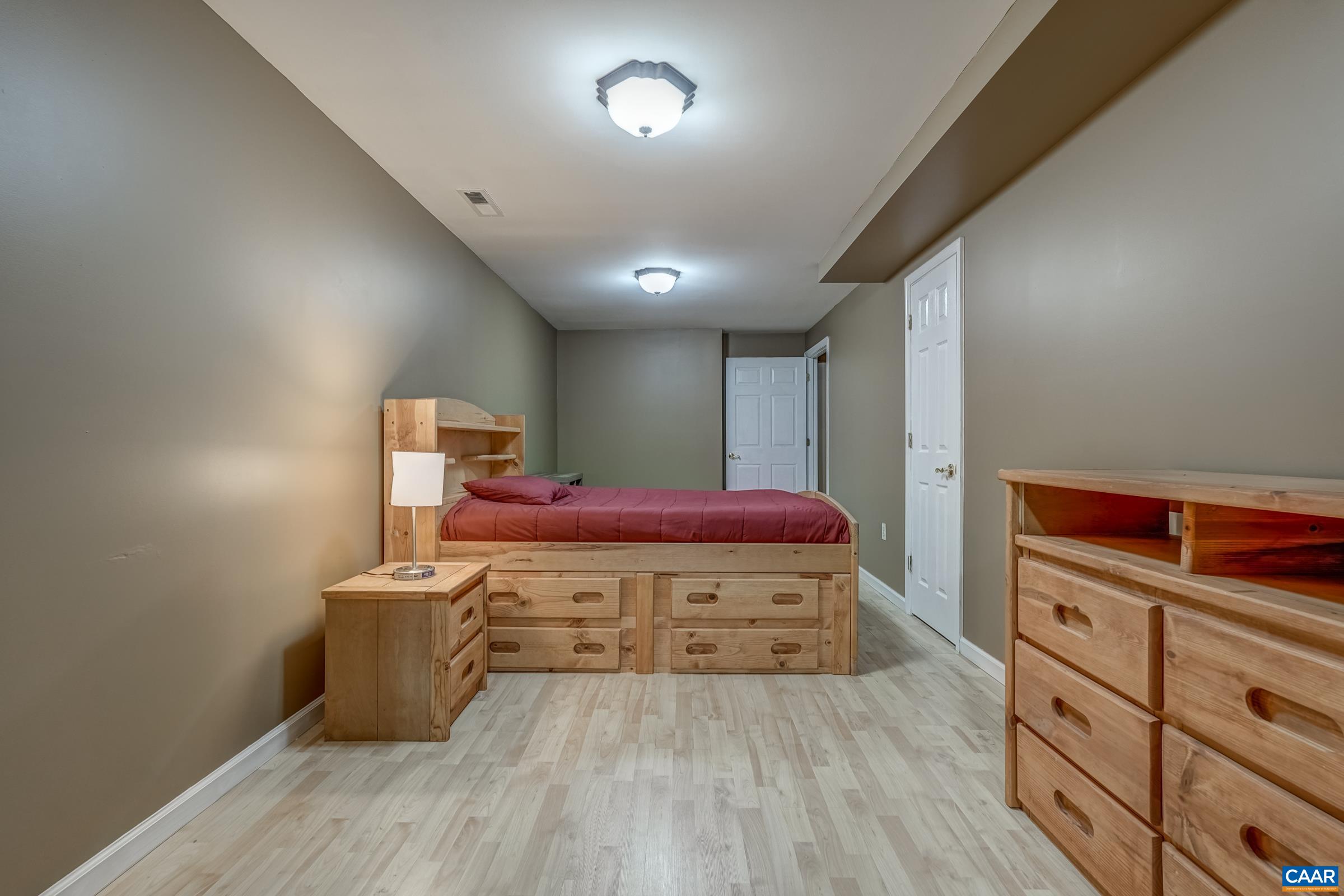 117 LARKSPUR RD