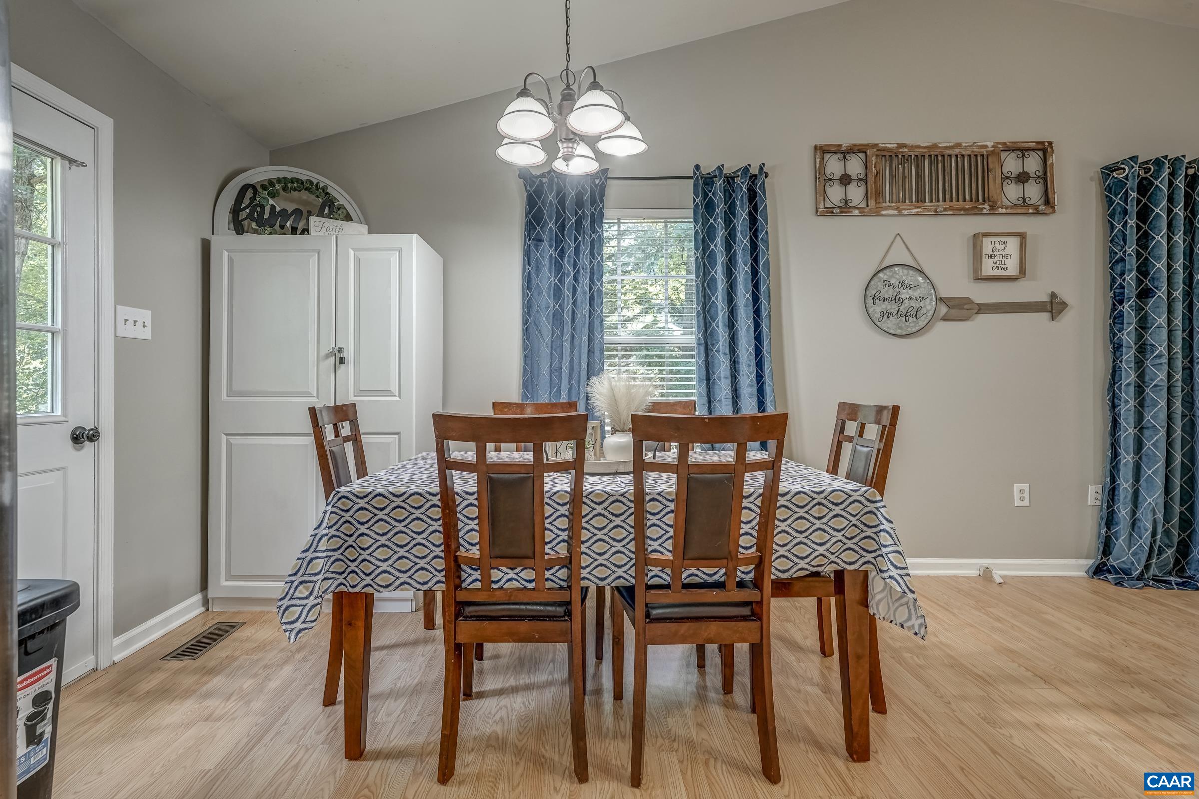 117 LARKSPUR RD