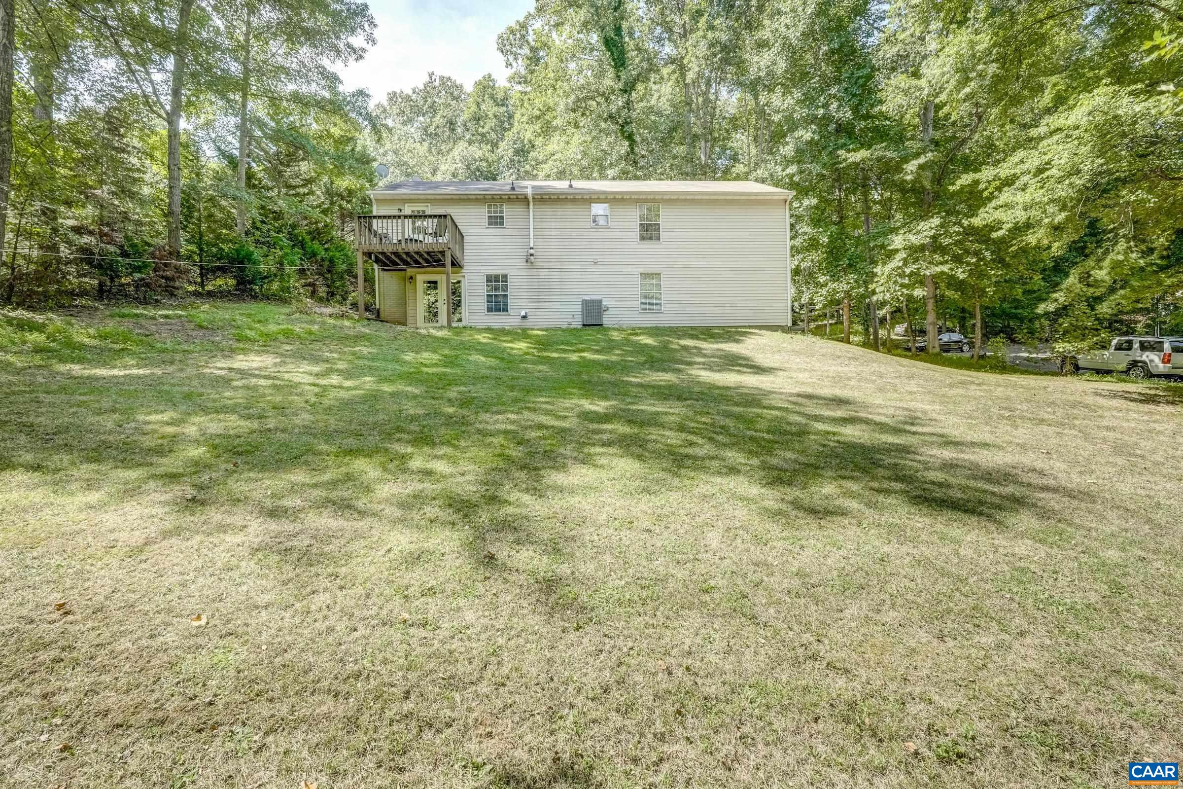 117 LARKSPUR RD