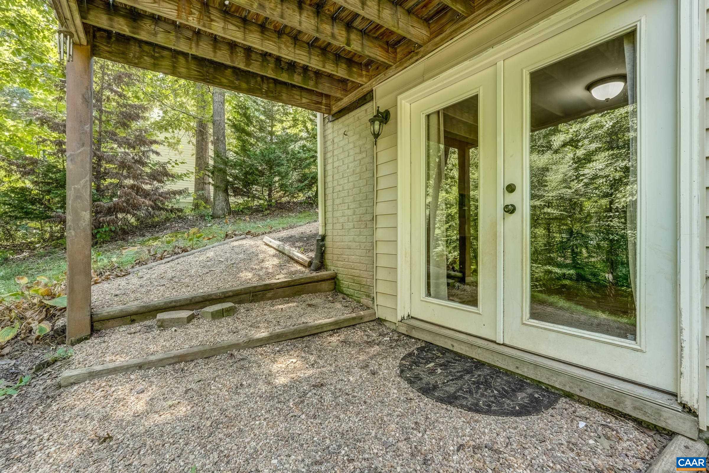 117 LARKSPUR RD