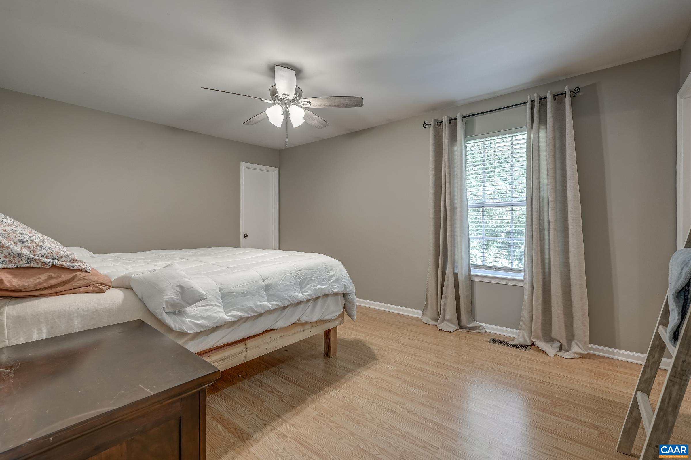 117 LARKSPUR RD