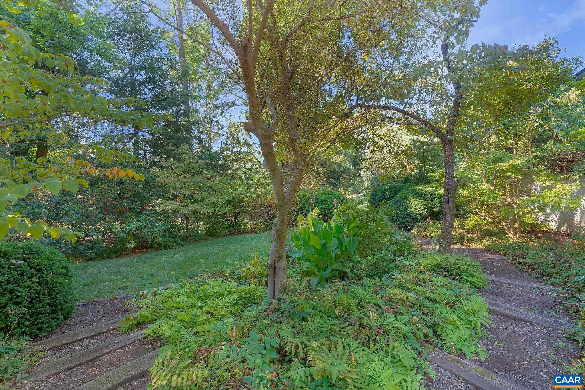 7621 STATION RD