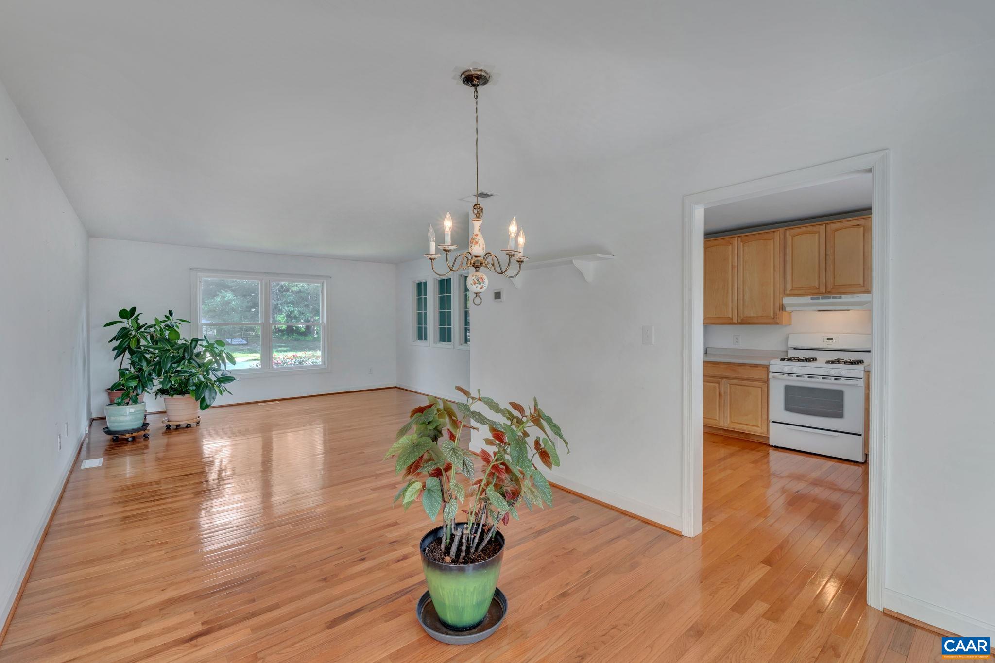 392 MINOR RIDGE RD
