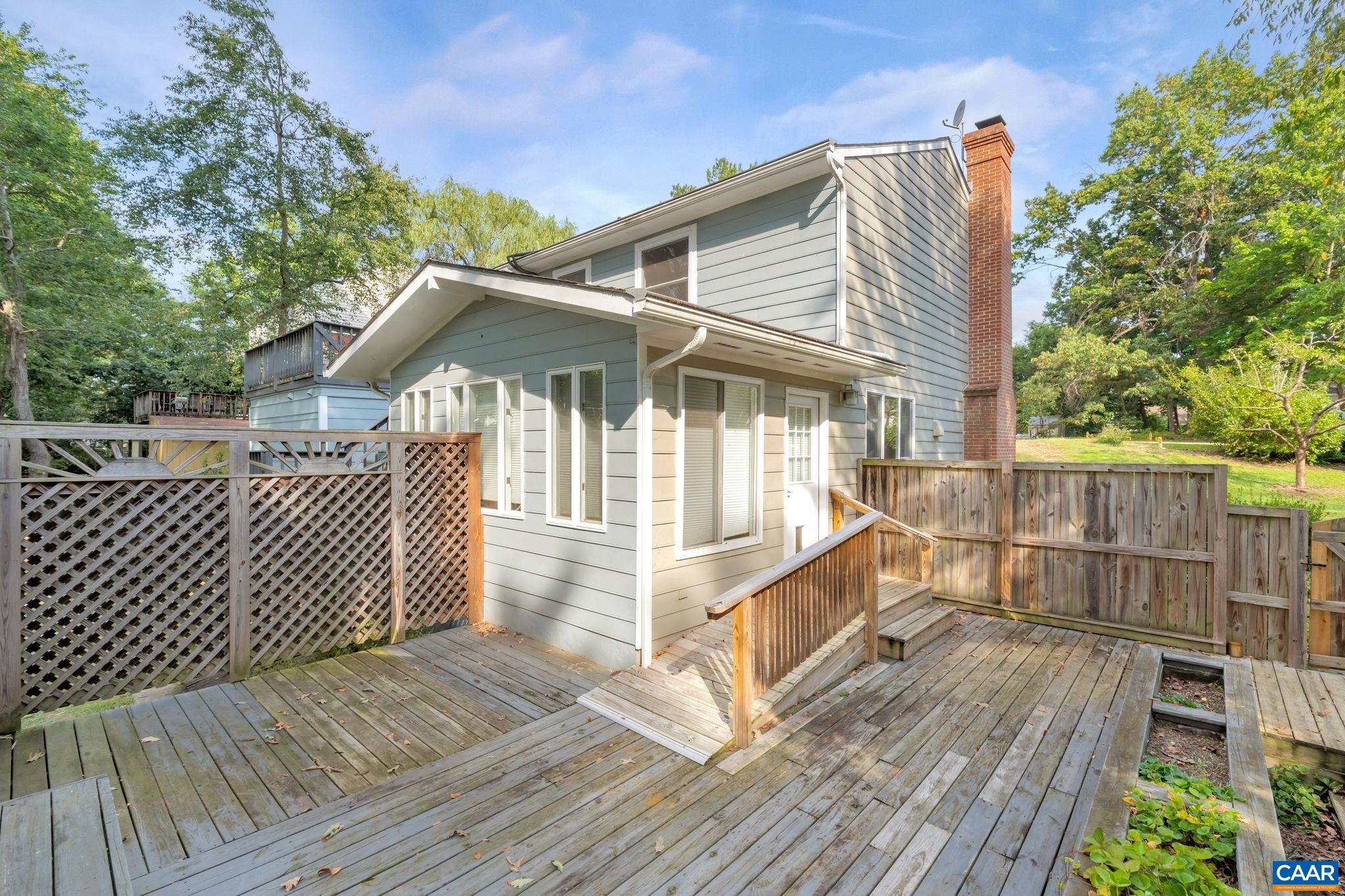 392 MINOR RIDGE RD
