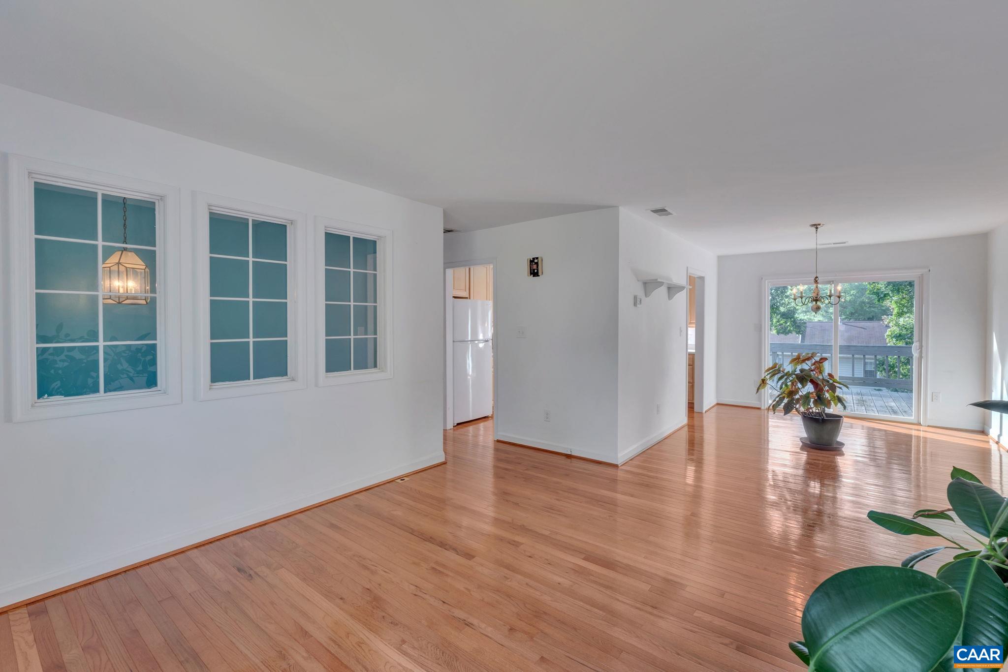 392 MINOR RIDGE RD