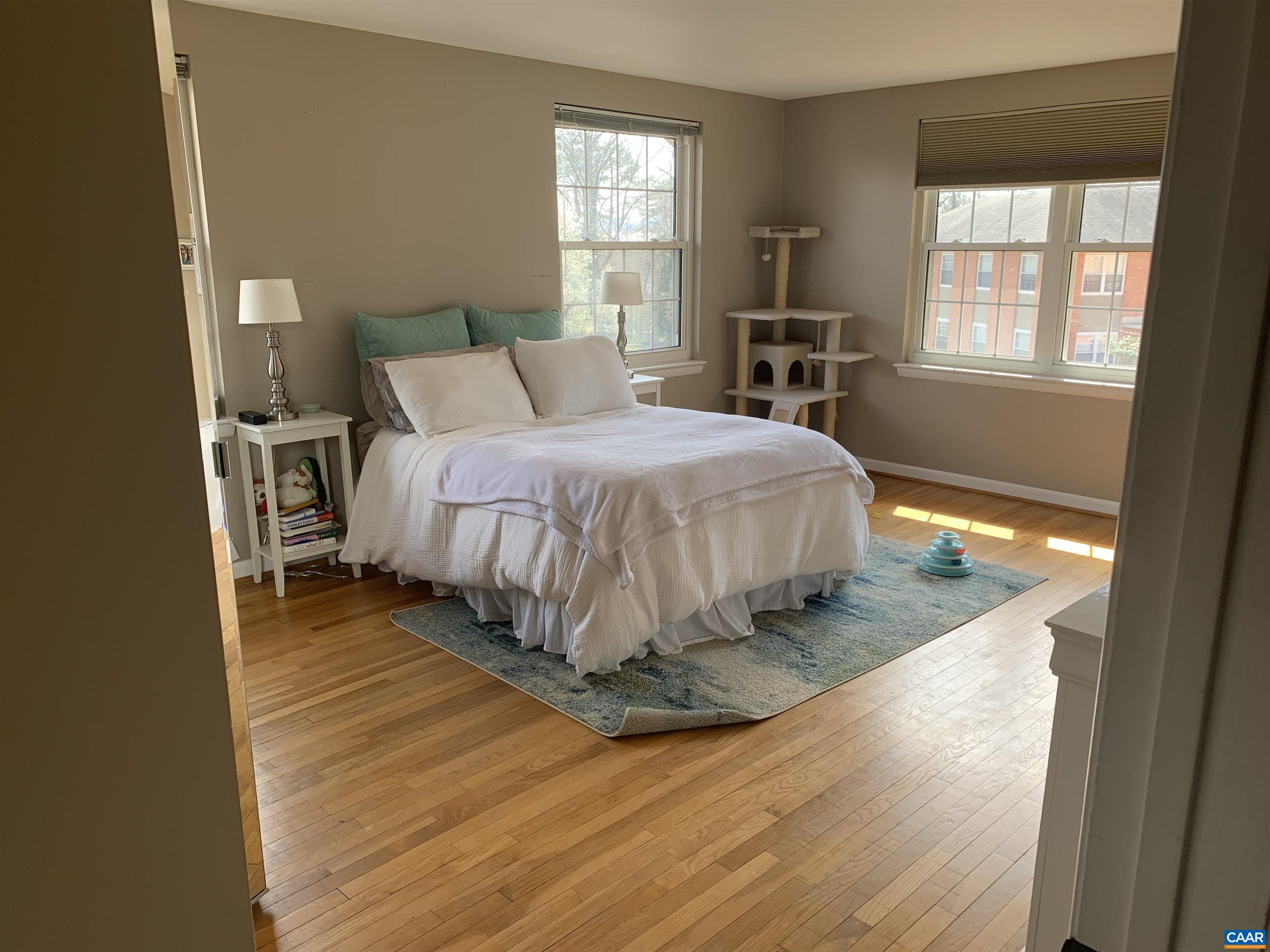 2434 ARLINGTON BLVD Unit: d4
