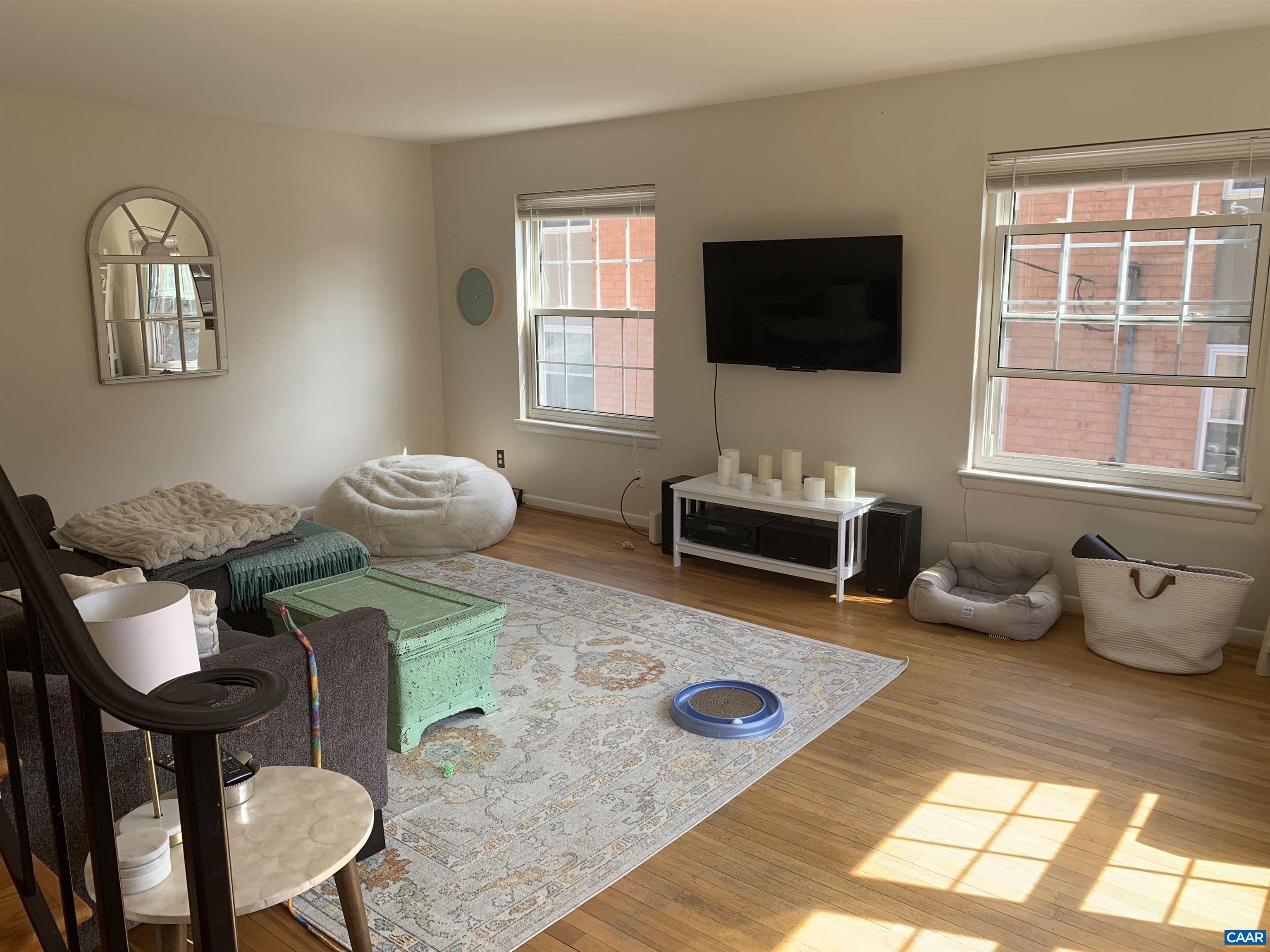 2434 ARLINGTON BLVD Unit: d4