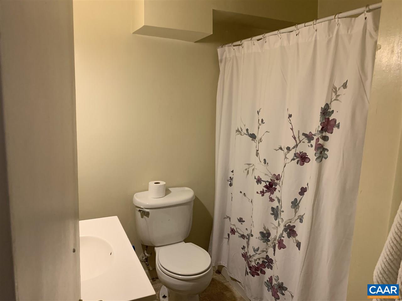1215 WERTLAND ST Unit: a14