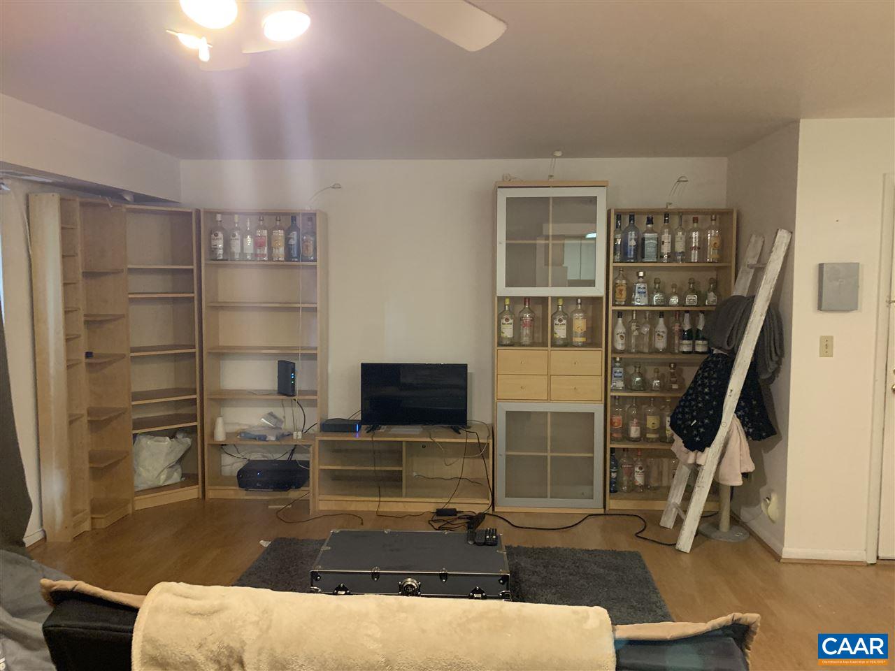 1215 WERTLAND ST Unit: a14