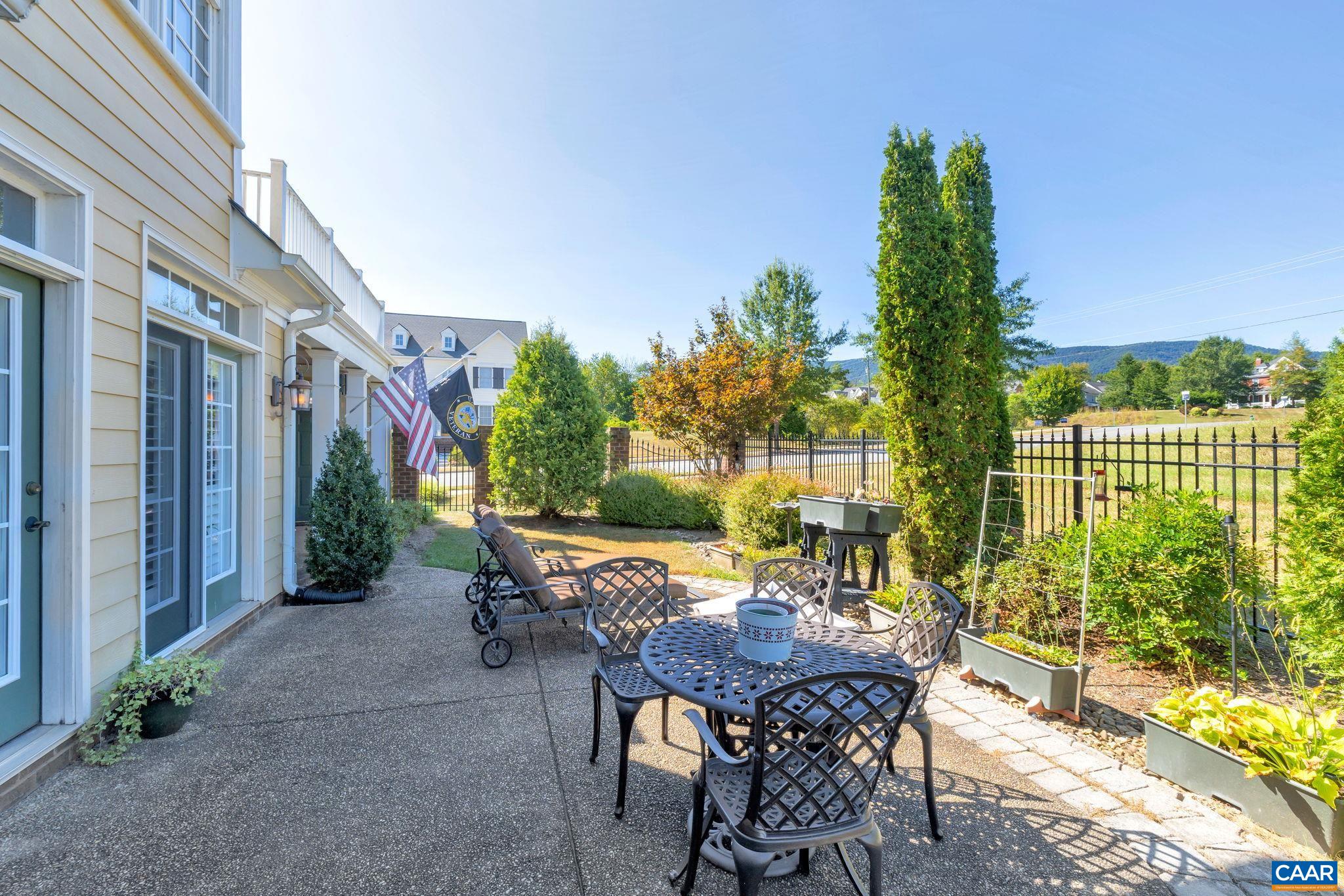 1766 OLD TRAIL DR