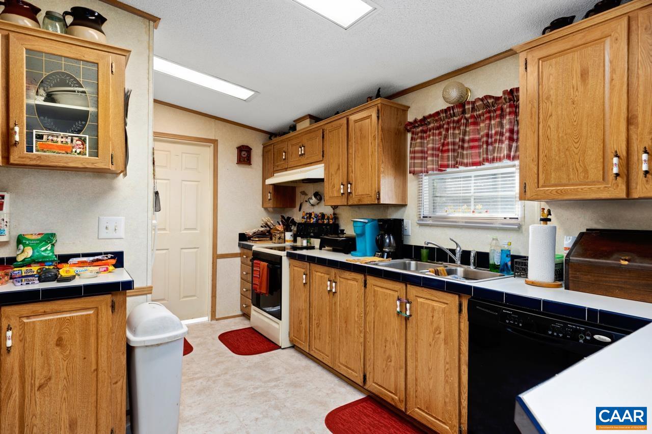 5000 WHEELERS COVE RD