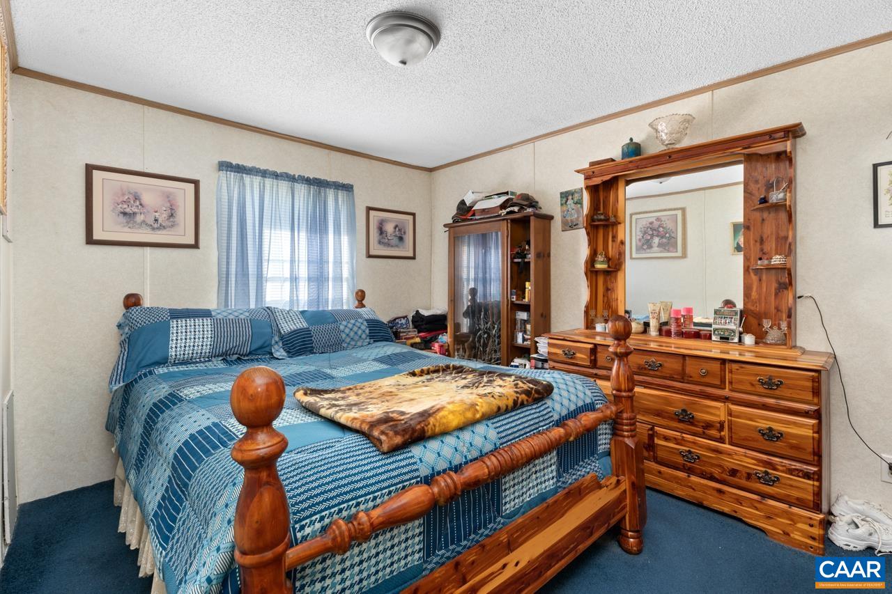 5000 WHEELERS COVE RD
