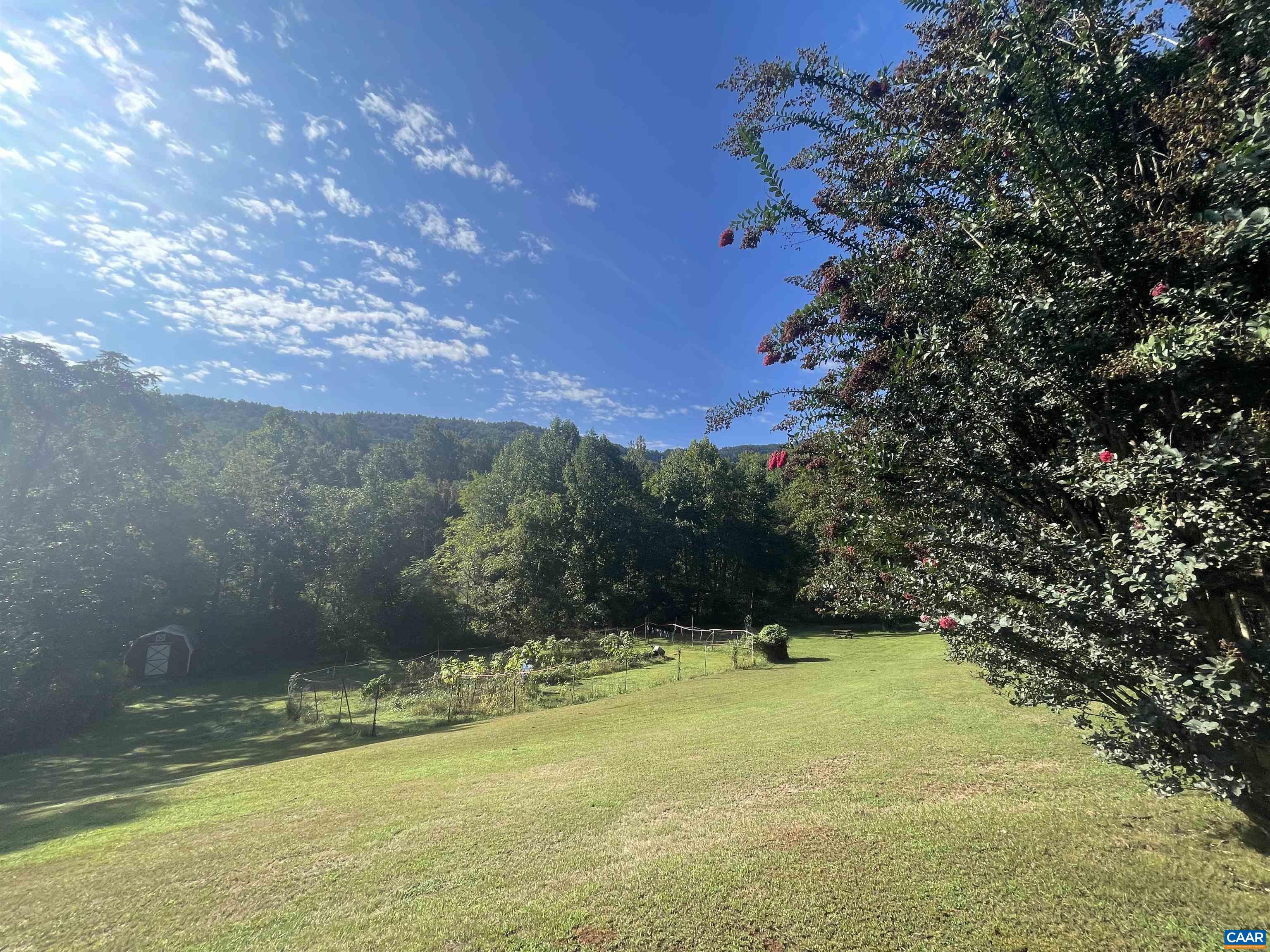 5000 WHEELERS COVE RD