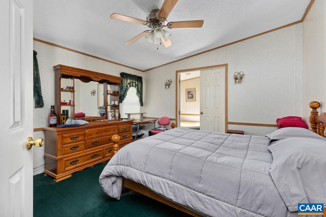 5000 WHEELERS COVE RD
