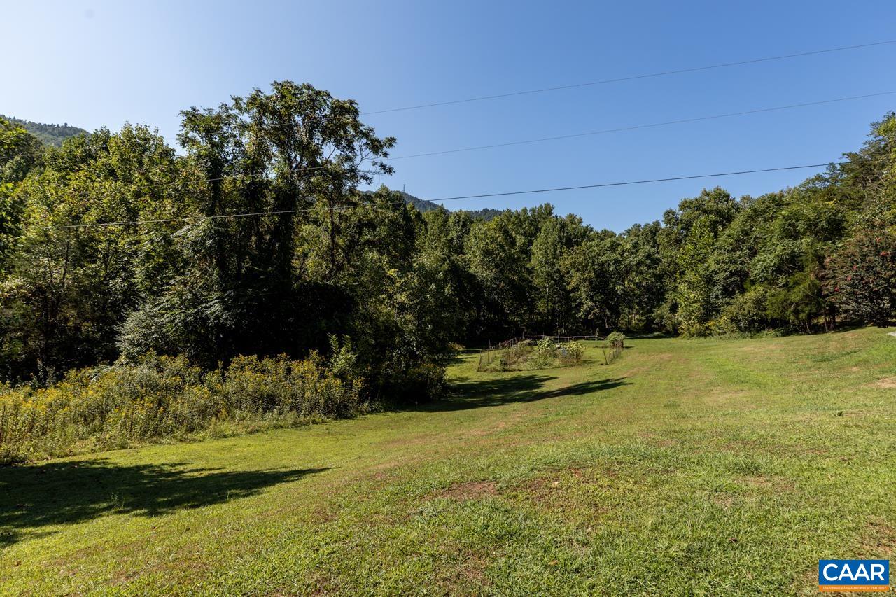 5000 WHEELERS COVE RD