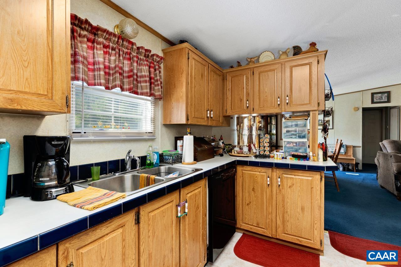 5000 WHEELERS COVE RD